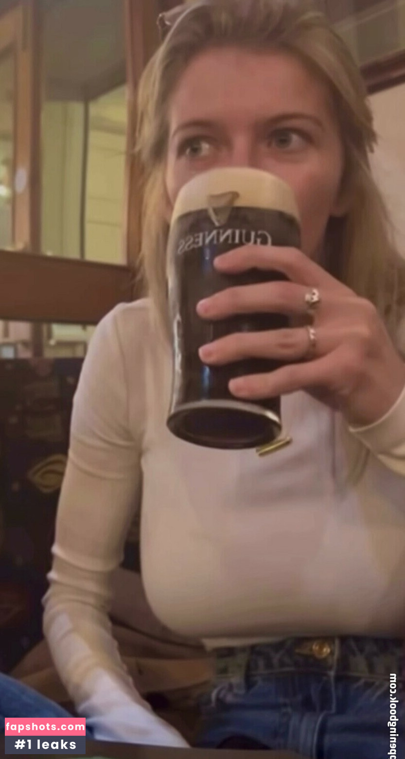 Zoe Clarke gallery photo #3