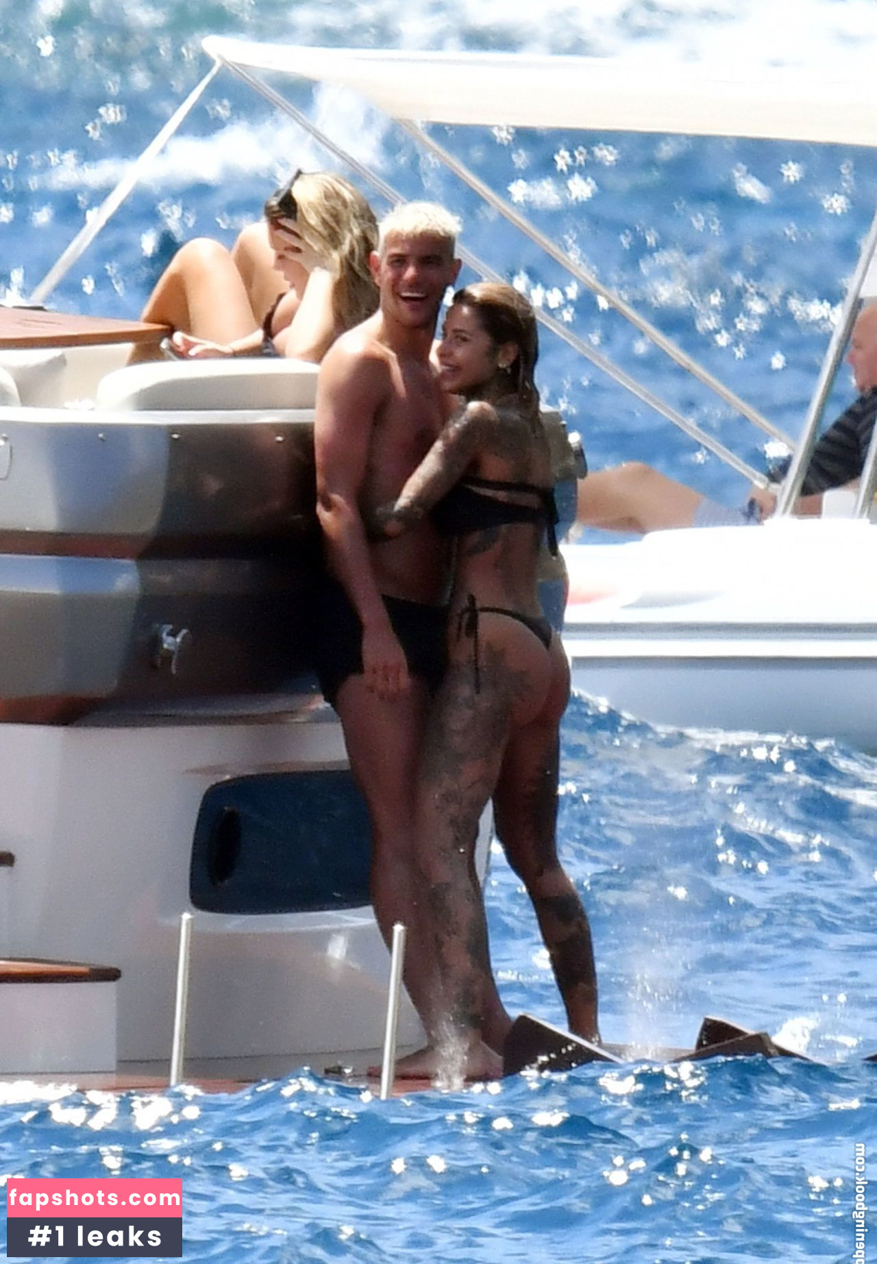 Zoe Cristofoli gallery photo #123