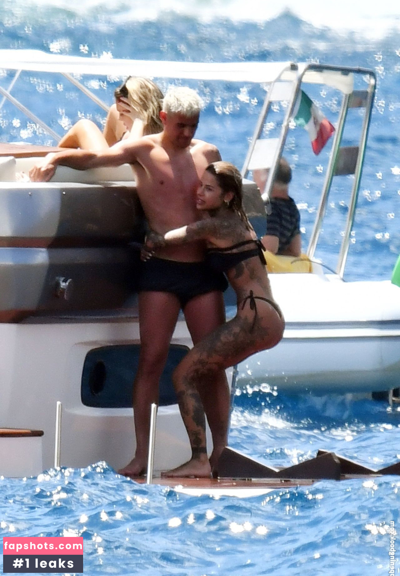 Zoe Cristofoli gallery photo #128