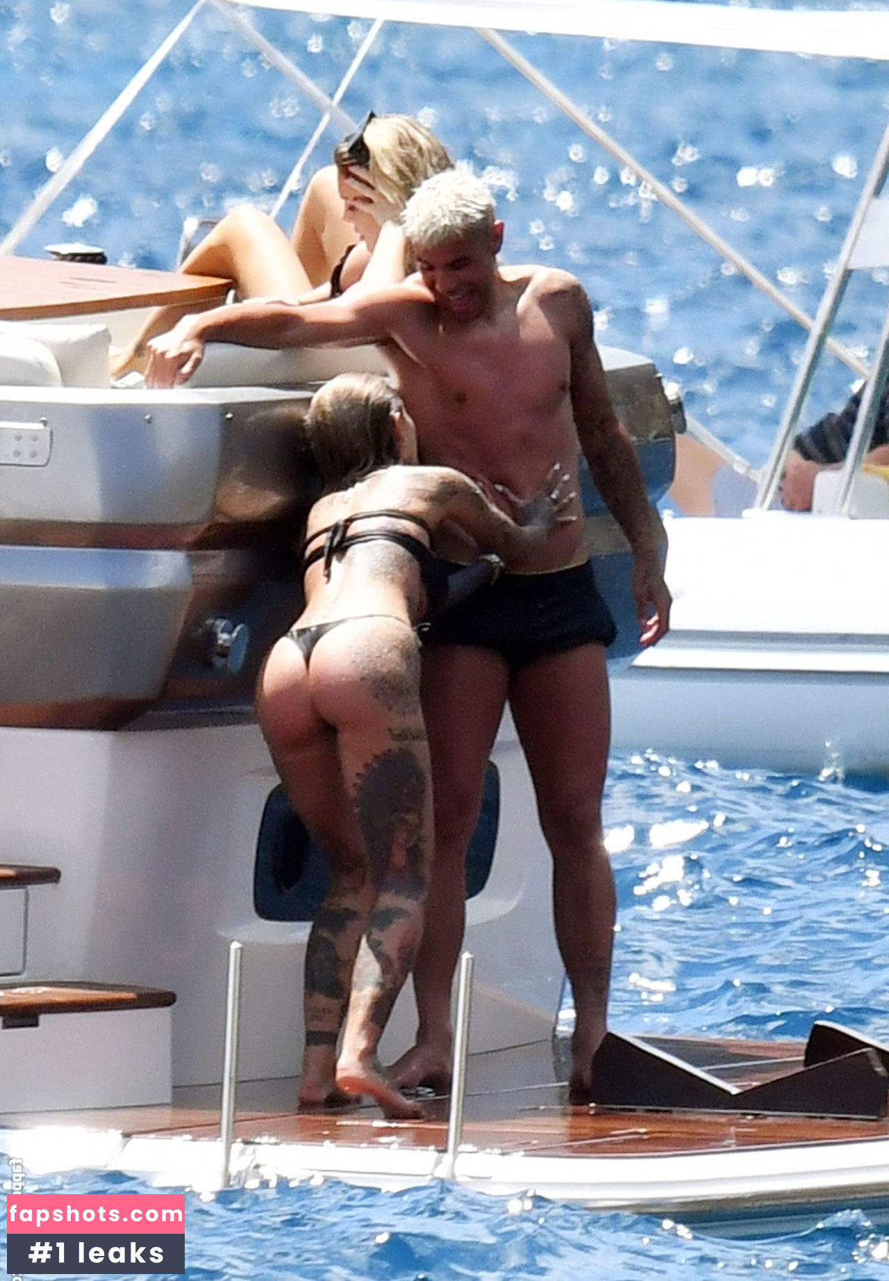 Zoe Cristofoli gallery photo #129