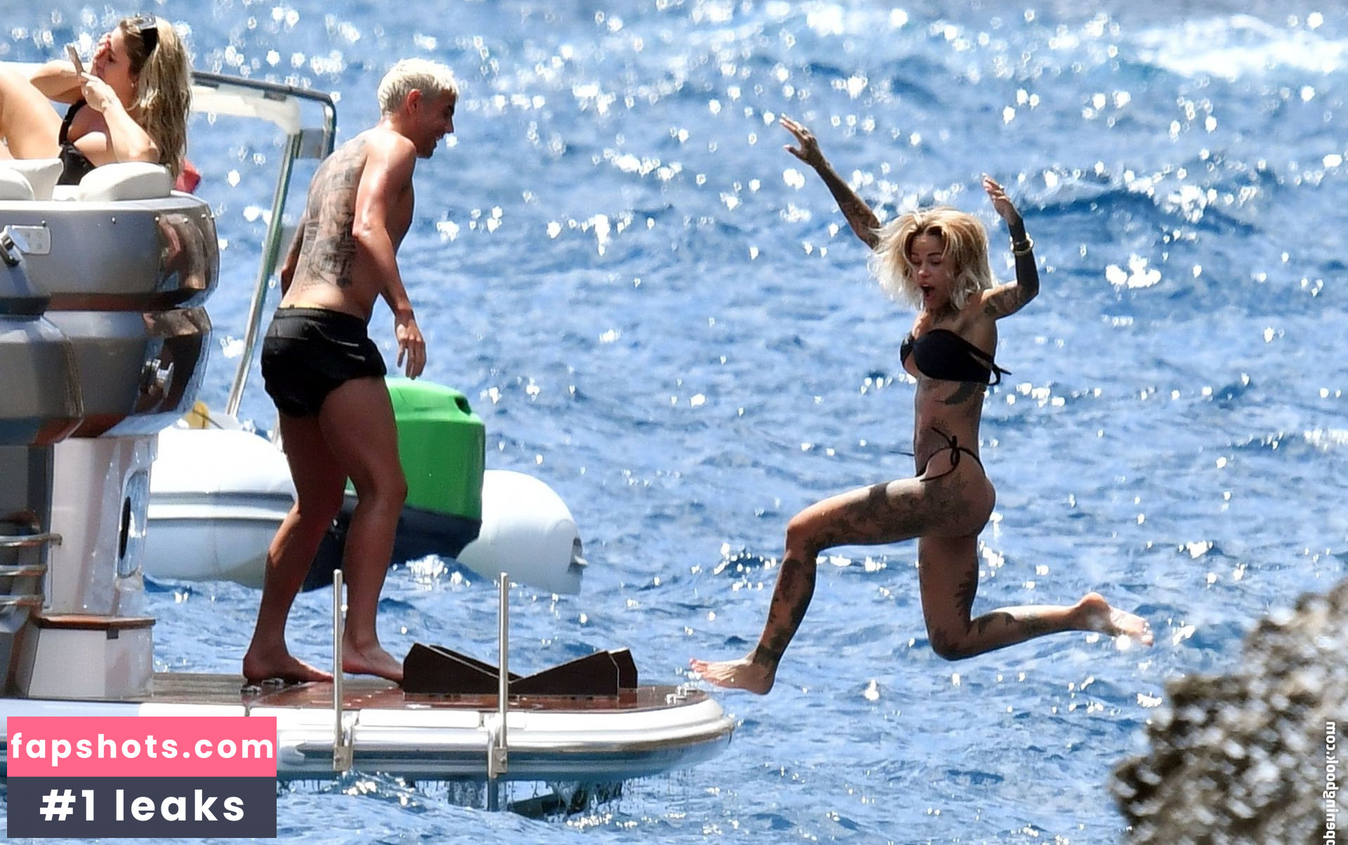 Zoe Cristofoli gallery photo #134