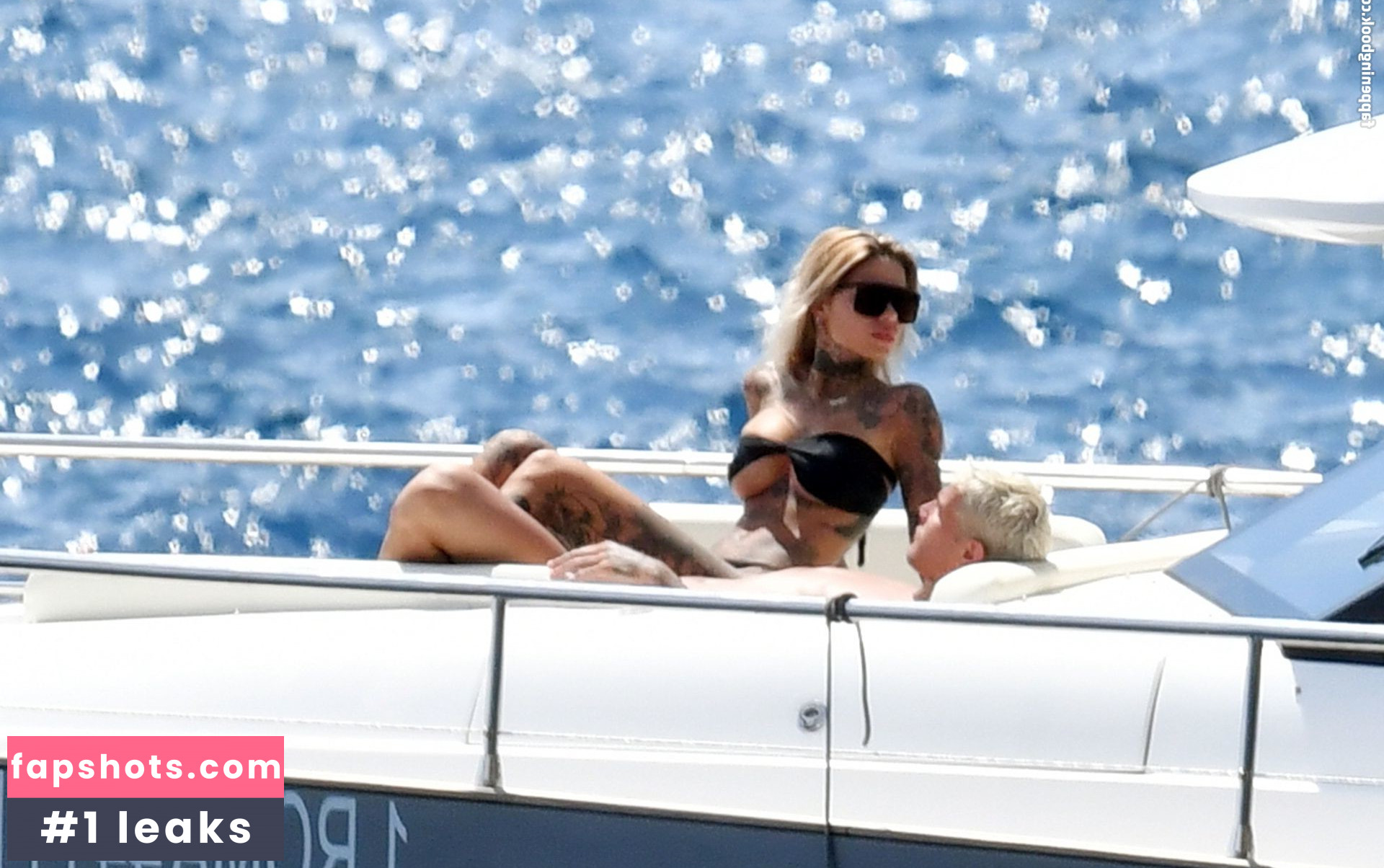 Zoe Cristofoli gallery photo #144