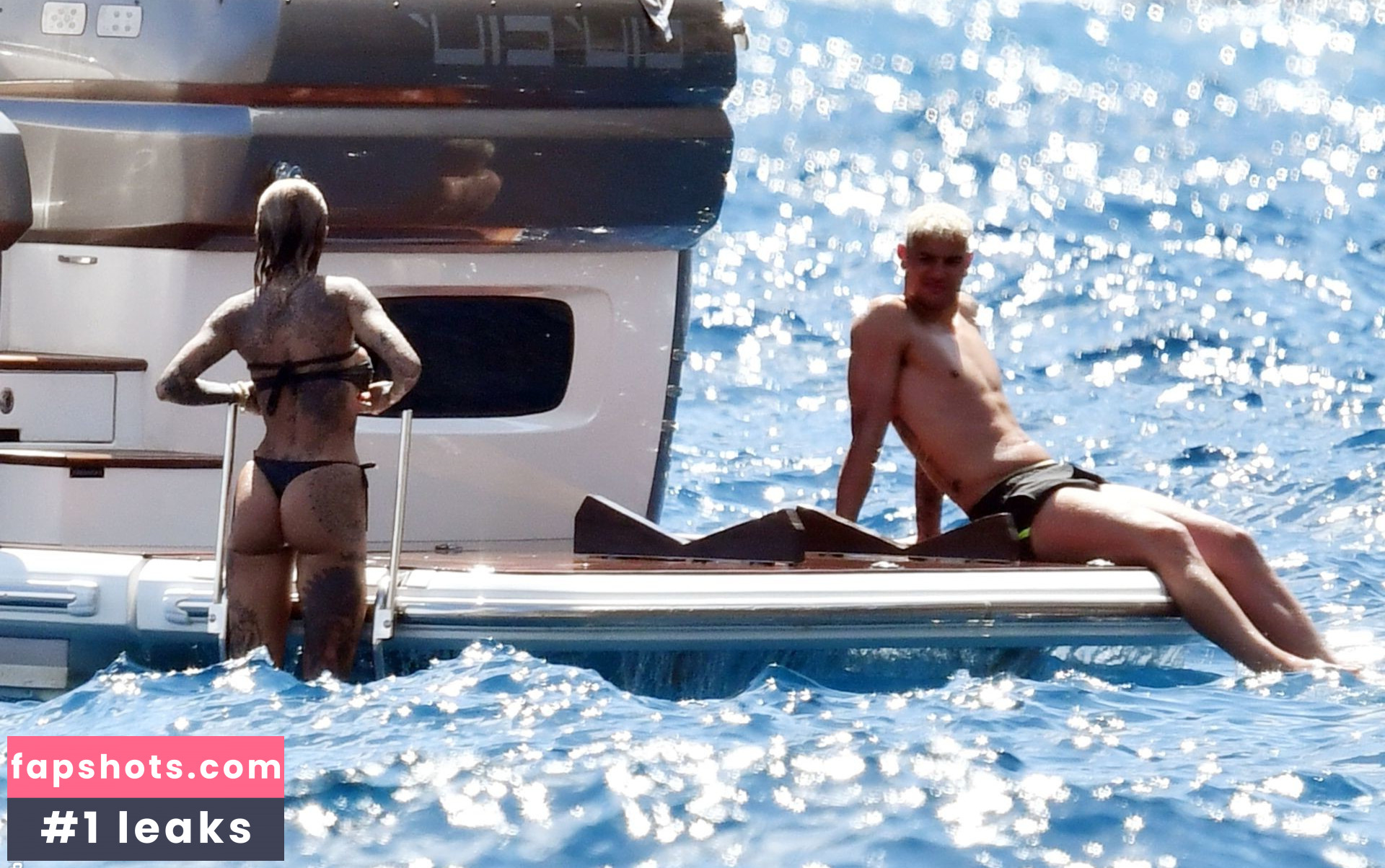 Zoe Cristofoli gallery photo #156