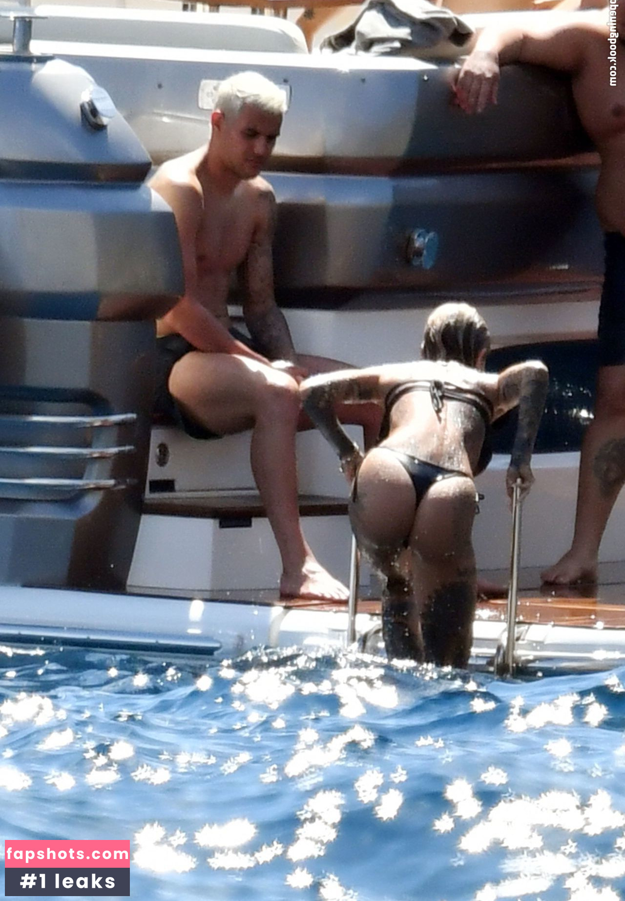 Zoe Cristofoli gallery photo #159