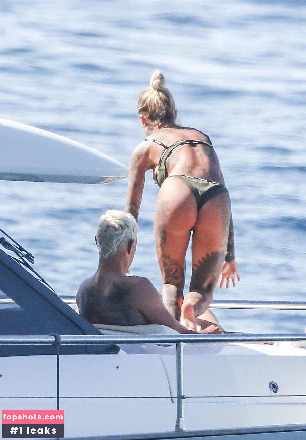 Zoe Cristofoli gallery photo #172