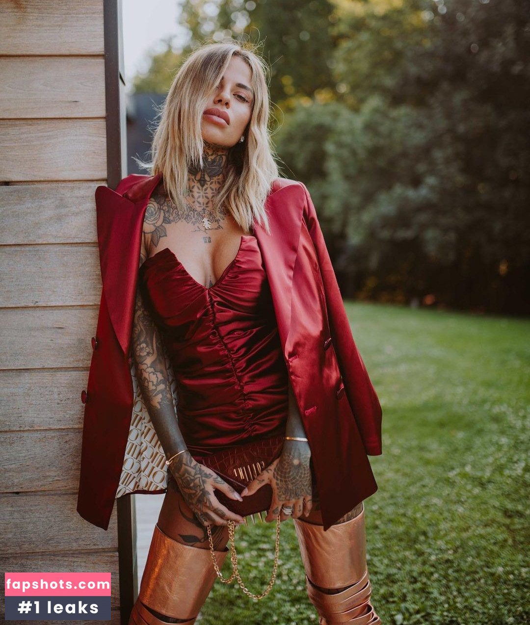 Zoe Cristofoli gallery photo #19