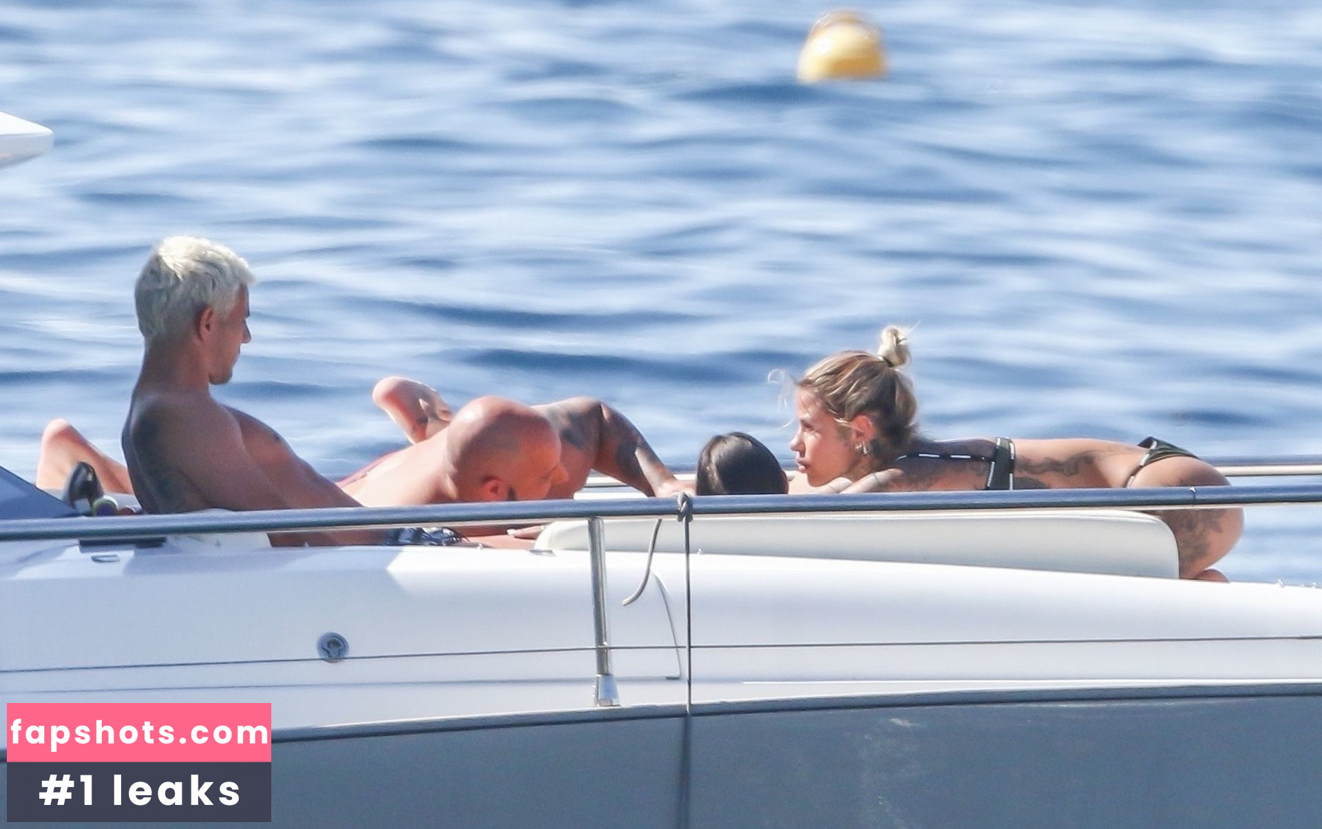 Zoe Cristofoli gallery photo #183