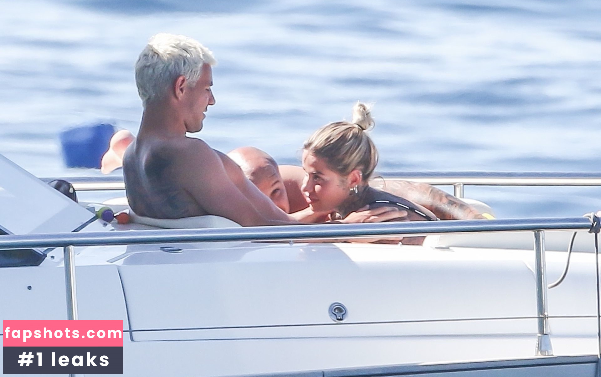 Zoe Cristofoli gallery photo #186