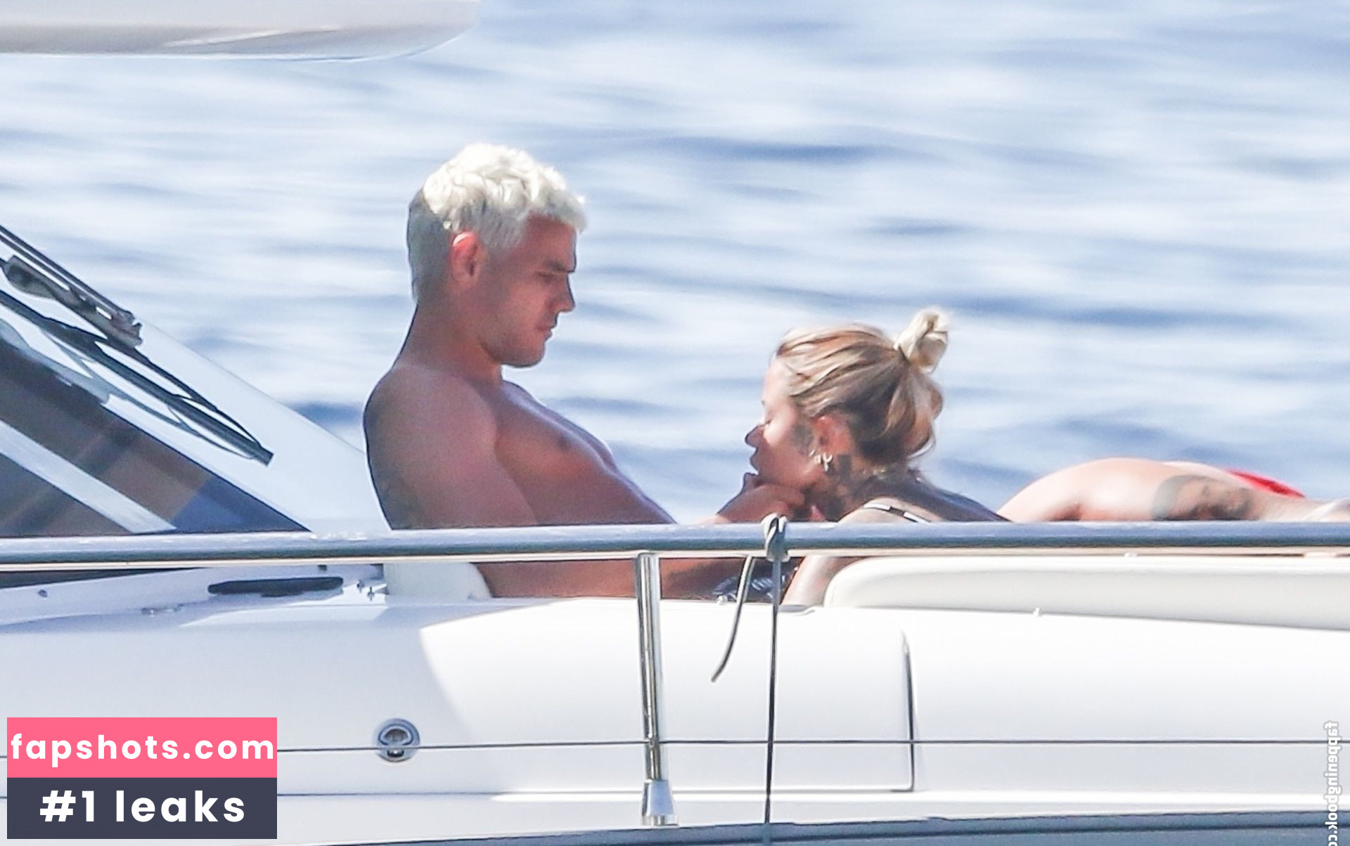 Zoe Cristofoli gallery photo #190