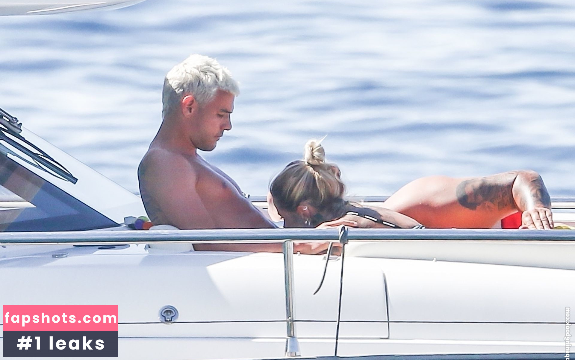 Zoe Cristofoli gallery photo #194