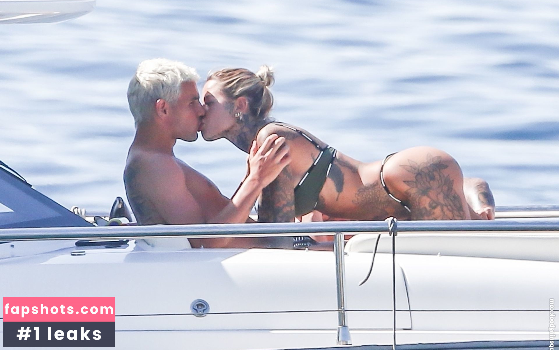 Zoe Cristofoli gallery photo #199