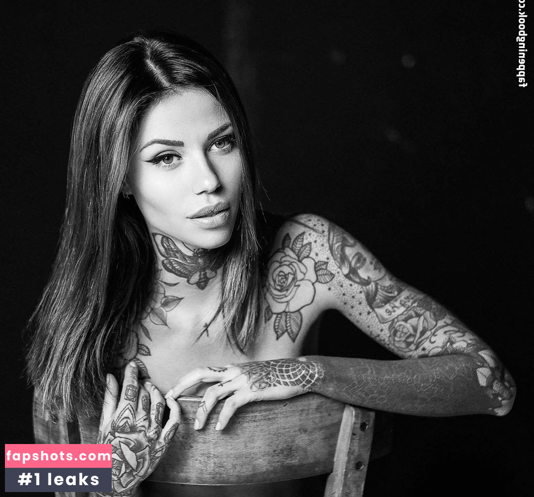 Zoe Cristofoli gallery photo #49