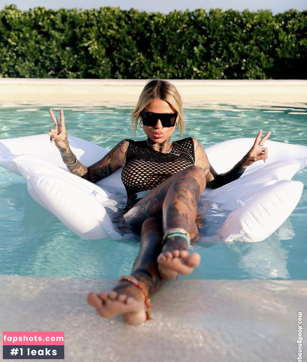 Zoe Cristofoli gallery photo #66