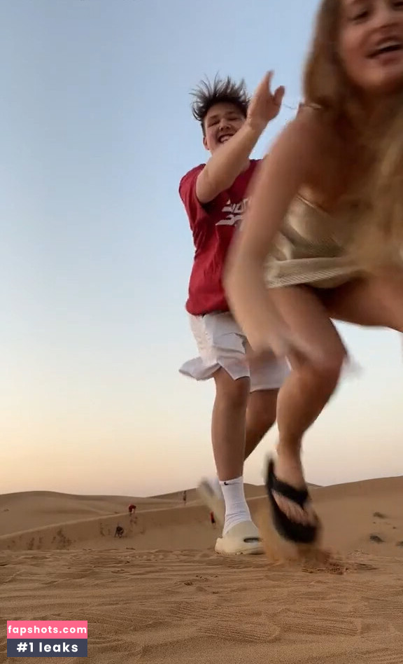 Zoe Helena Nude Leaks OnlyFans Photos #6 - LeakJerk