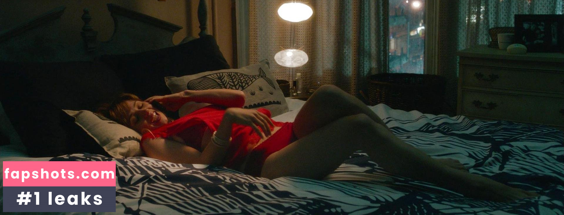 Zoe Kazan gallery photo #21