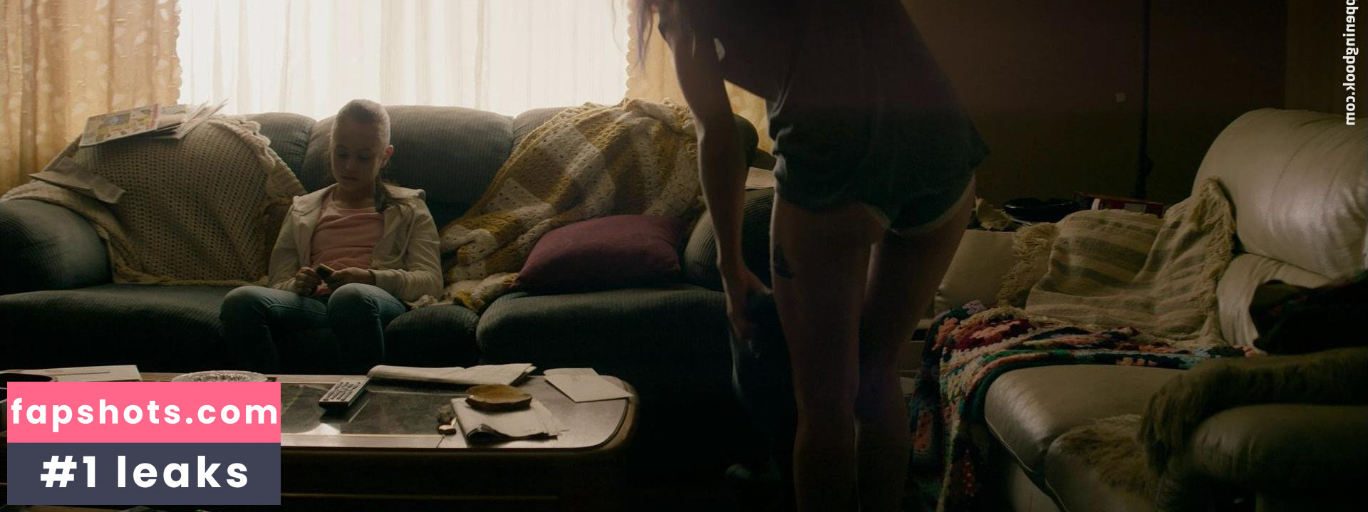 Zoe Kazan gallery photo #23