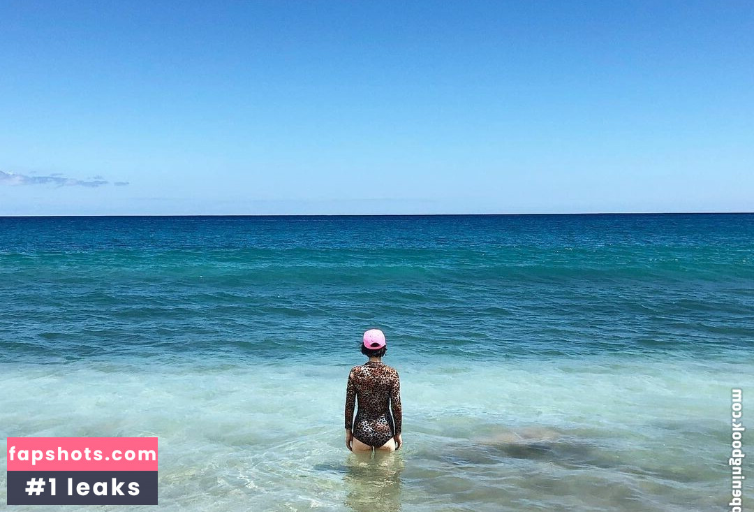 Zoe Lister-Jones gallery photo #28