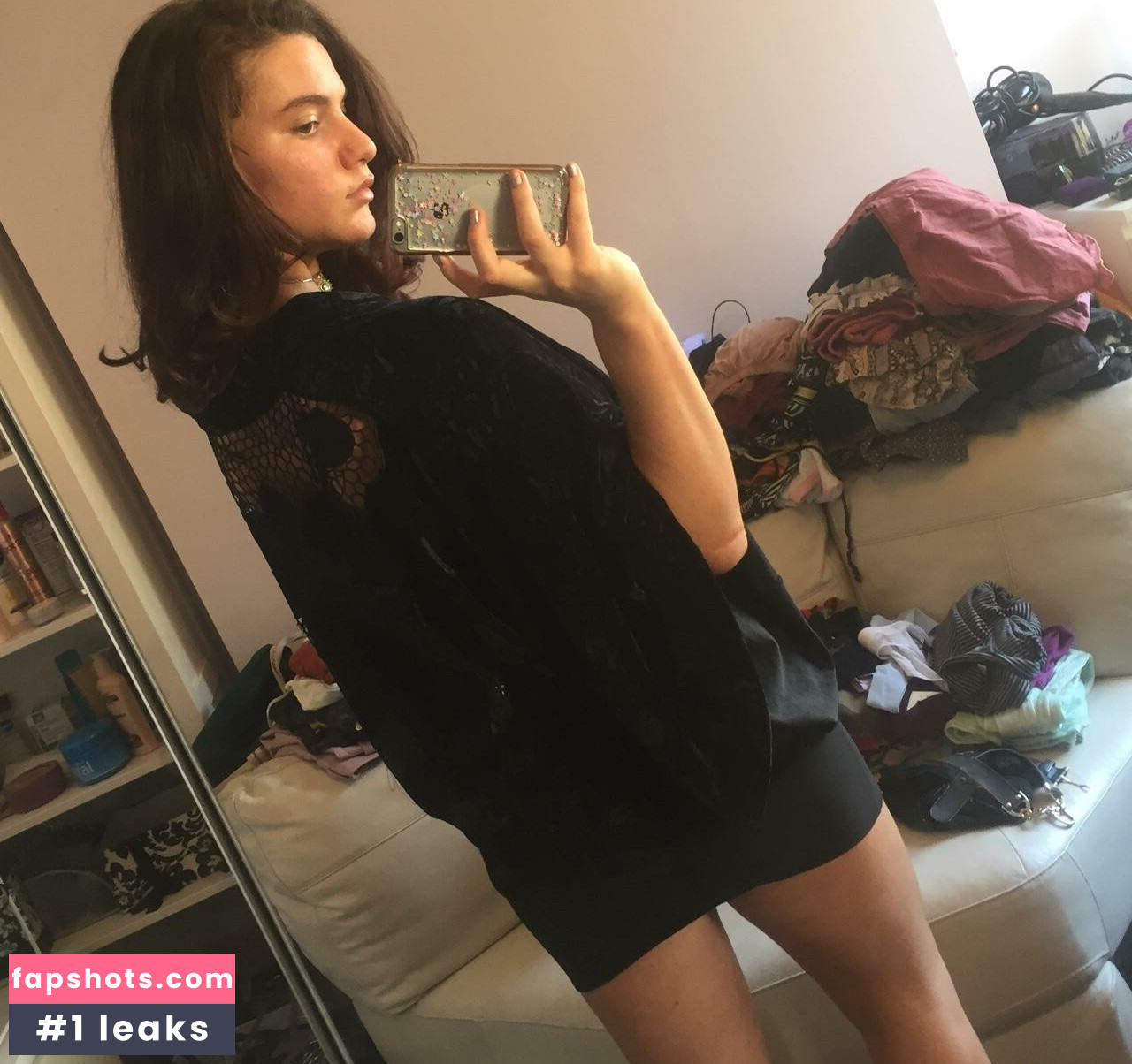 Zoe Myers gallery photo #19