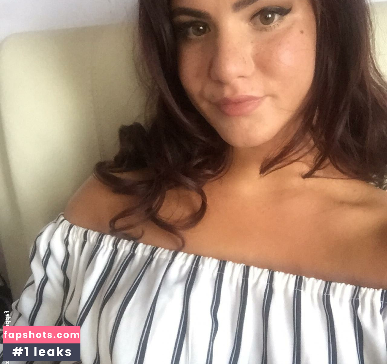 Zoe Myers gallery photo #20