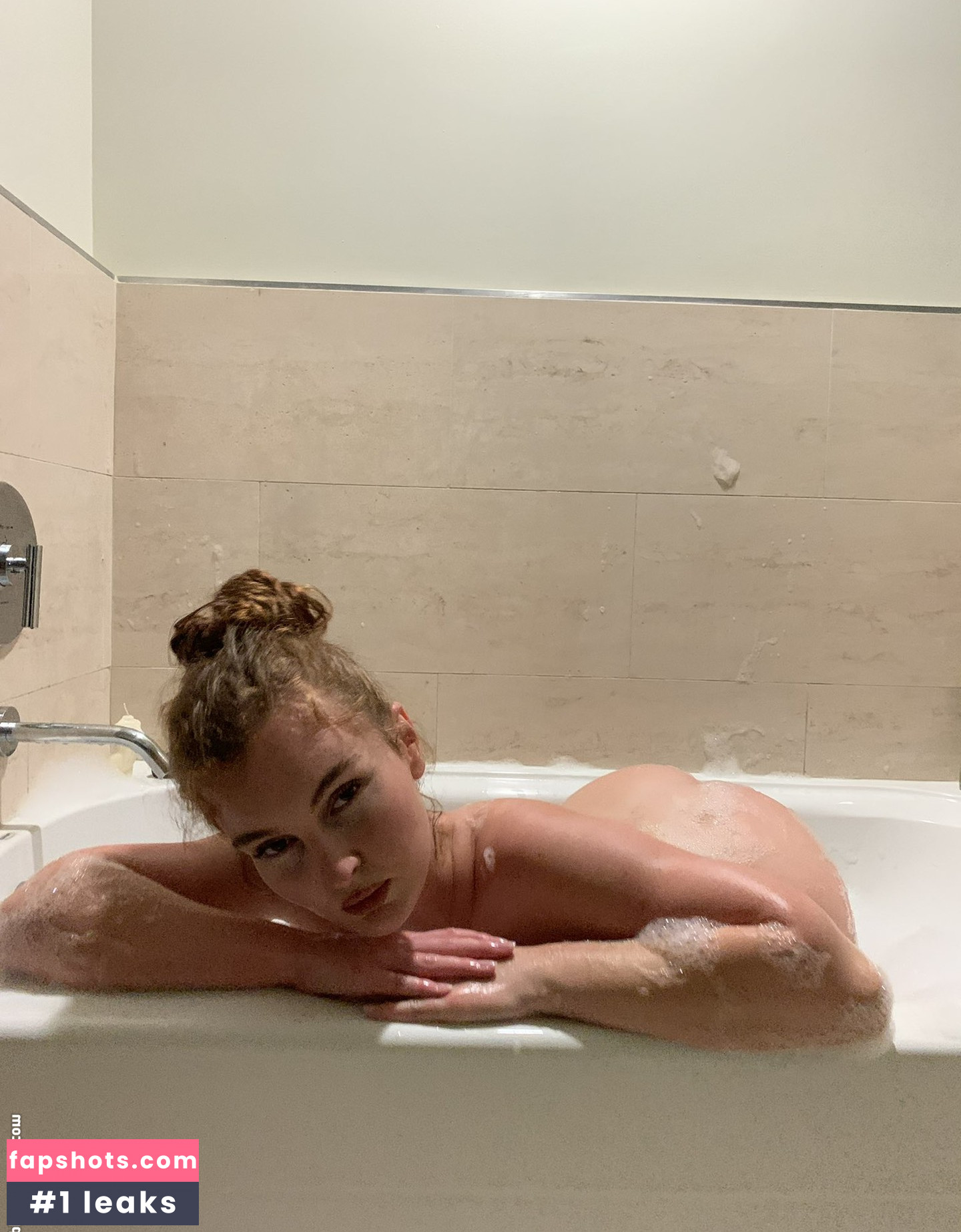 Zoë Rose gallery photo #31