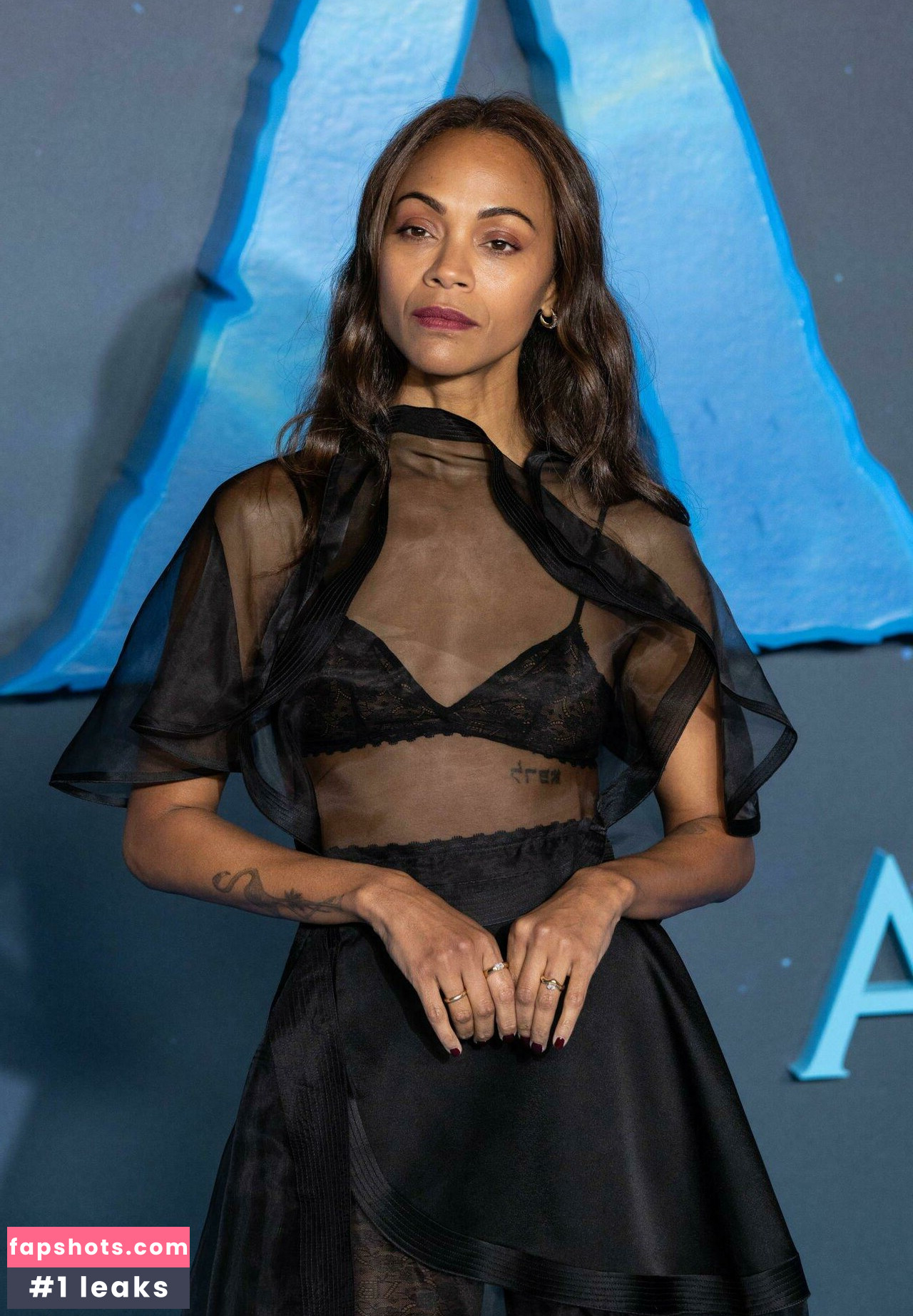 Zoe Saldana gallery photo #158