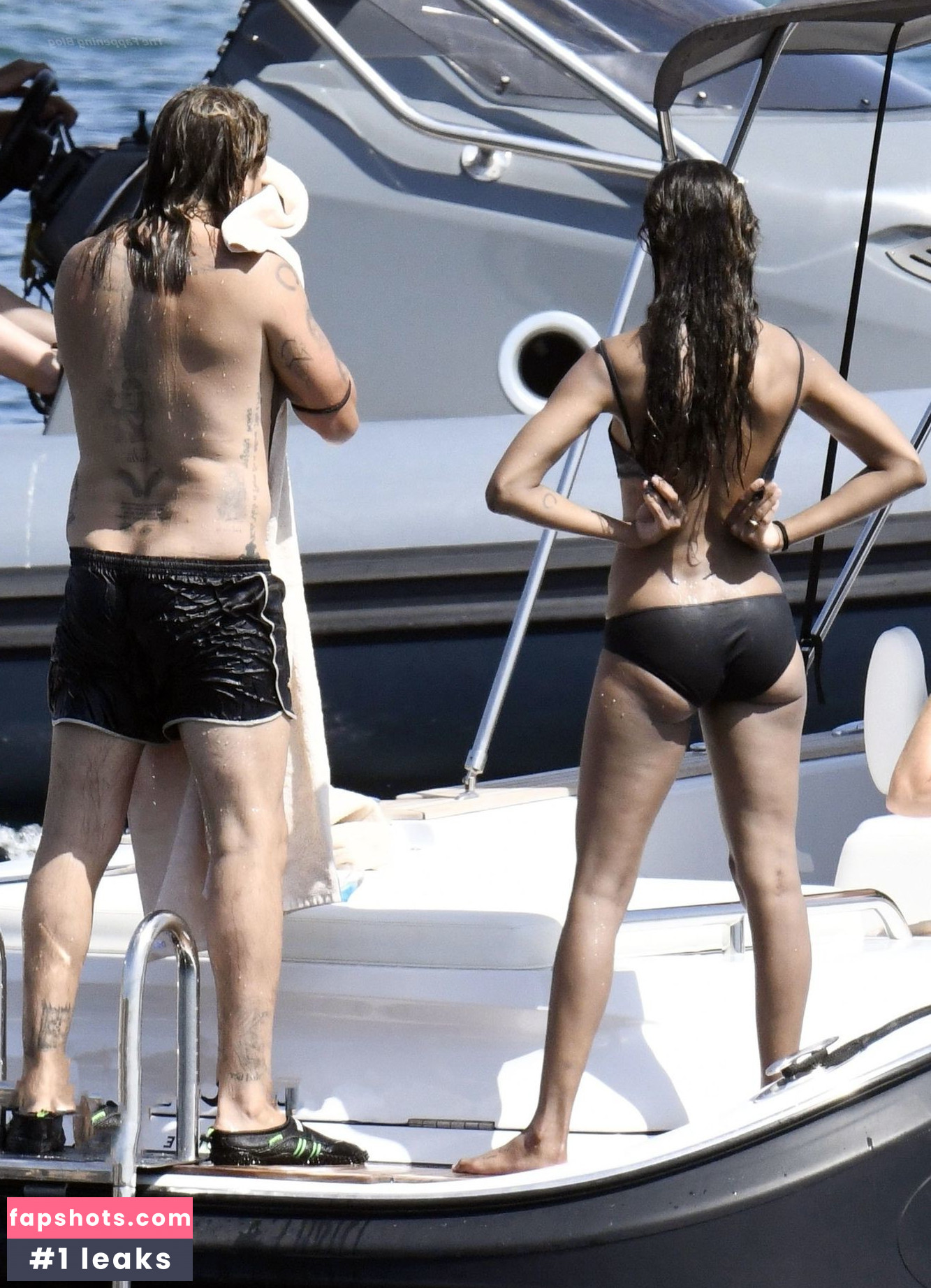 Zoe Saldana gallery photo #252