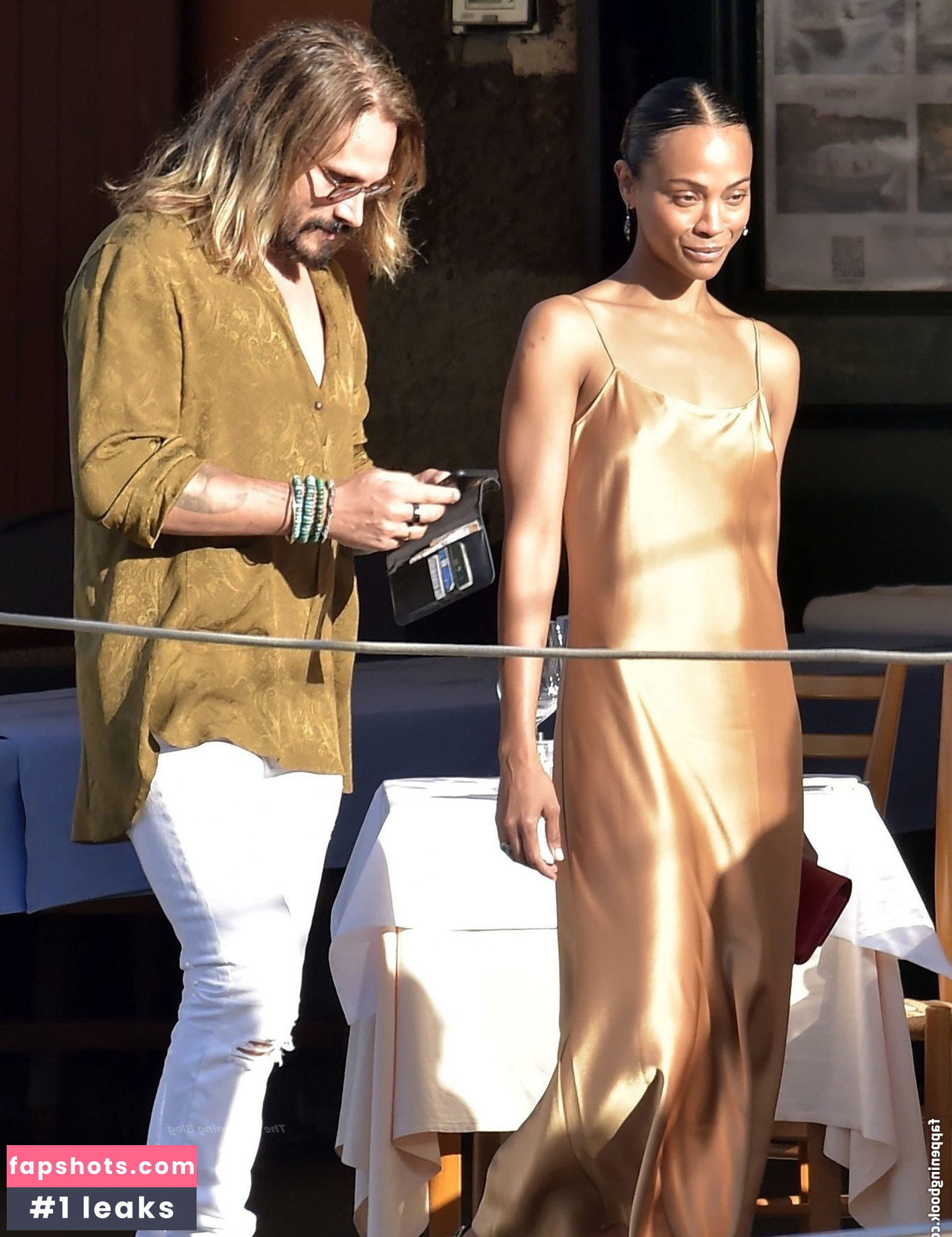 Zoe Saldana gallery photo #279