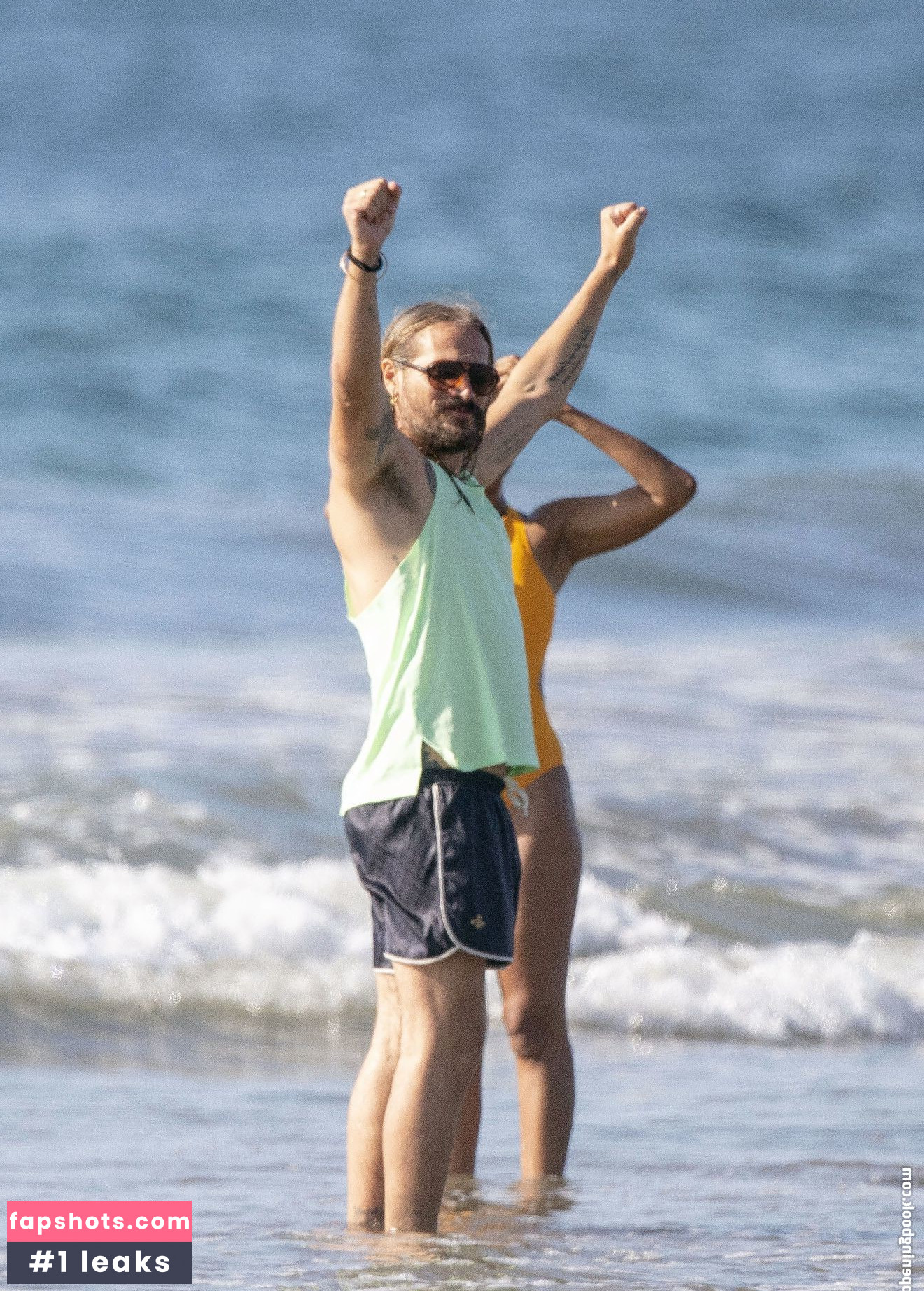 Zoe Saldana gallery photo #281