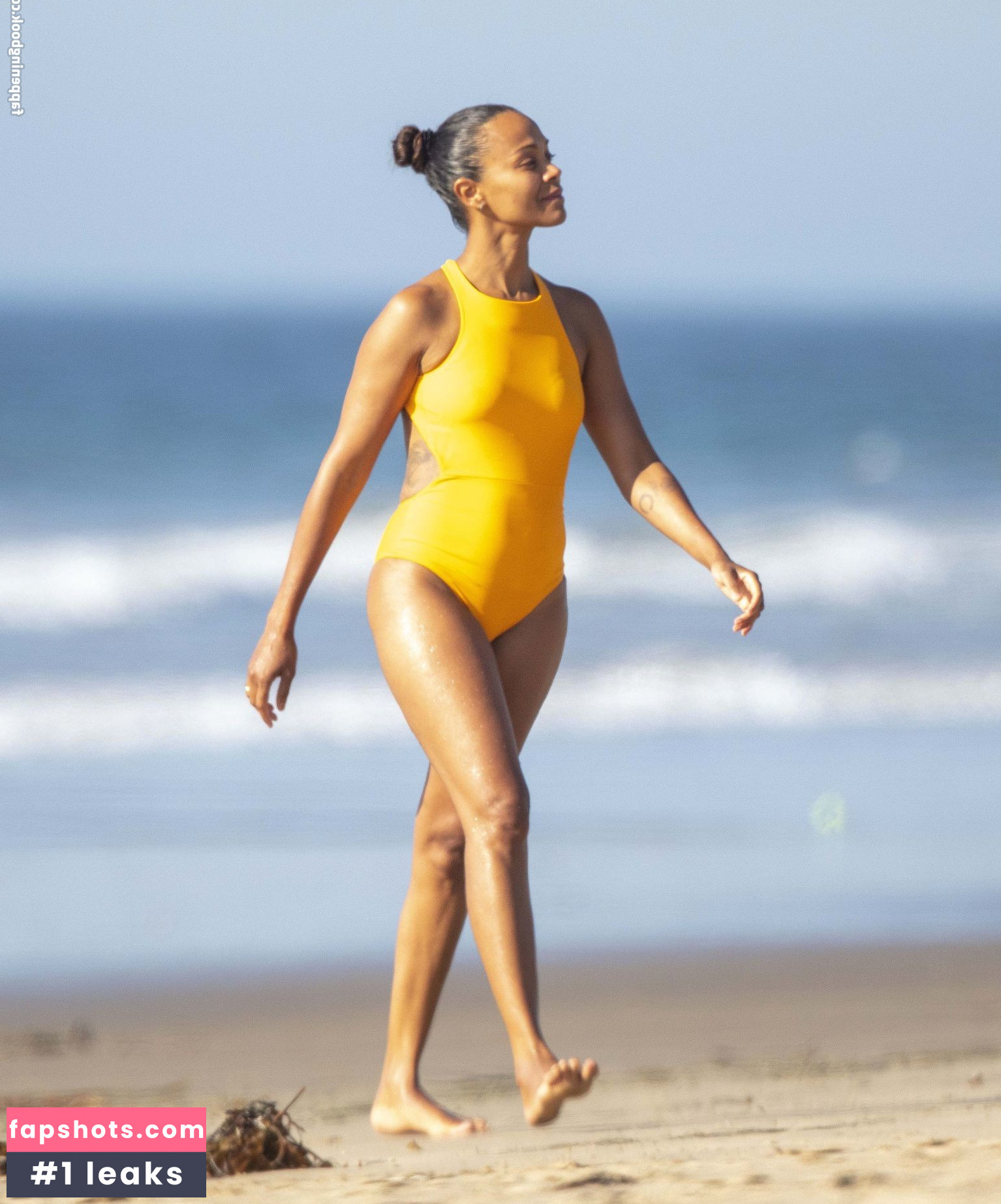 Zoe Saldana gallery photo #290