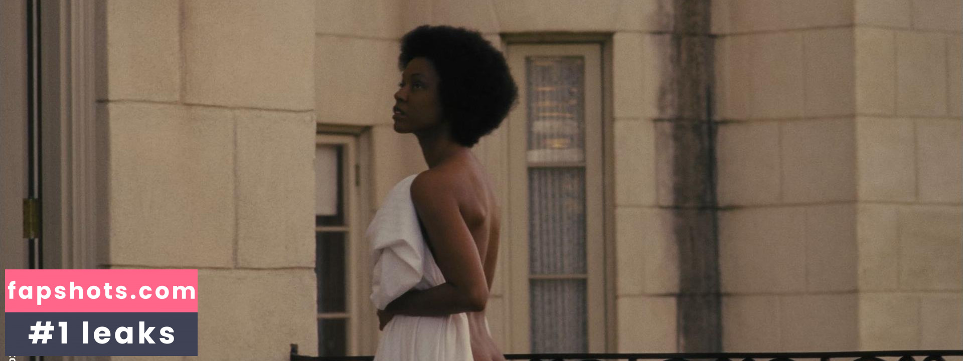 Zoe Saldana gallery photo #324