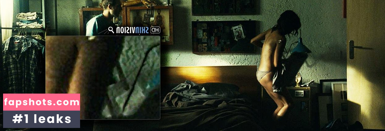 Zoe Saldana gallery photo #333