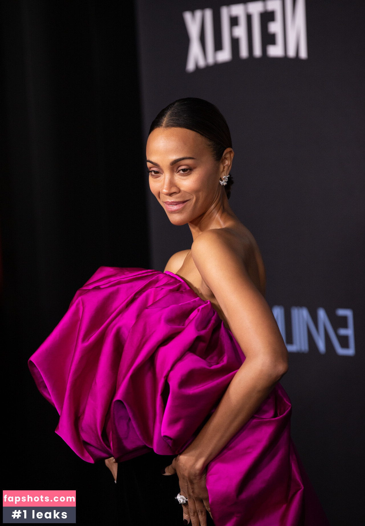 Zoe Saldana gallery photo #62