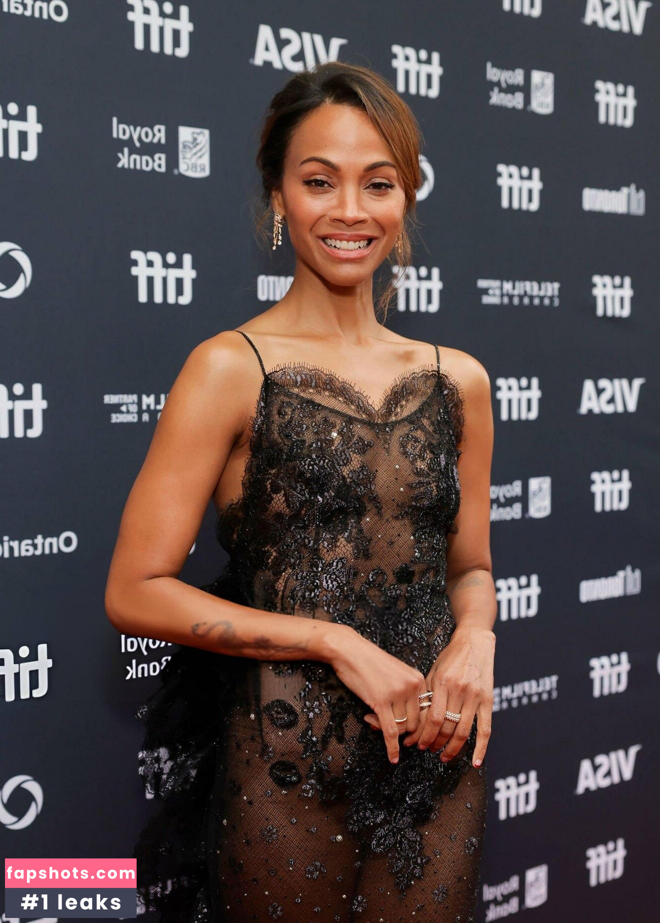 Zoe Saldana gallery photo #86