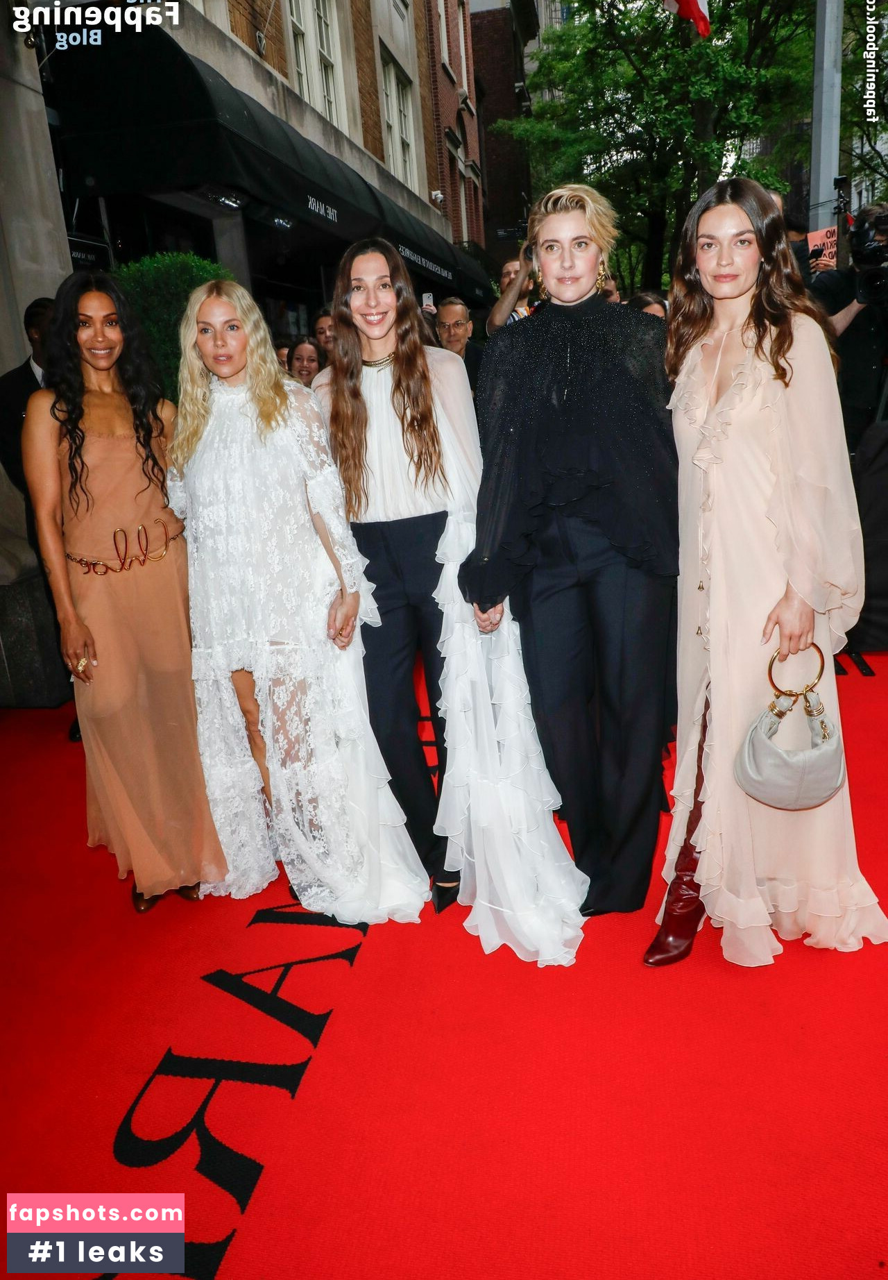 Zoe Saldana gallery photo #100