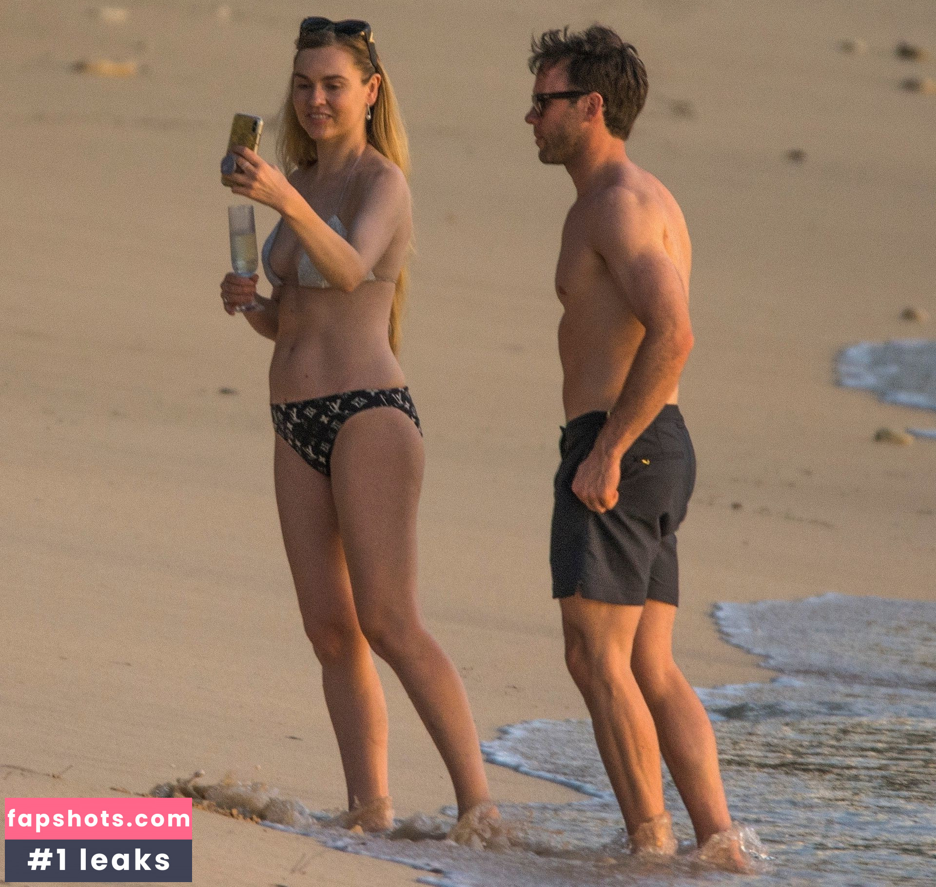 Zoe Salmon Nude Leaks OnlyFans Photos #45 - LeakJerk