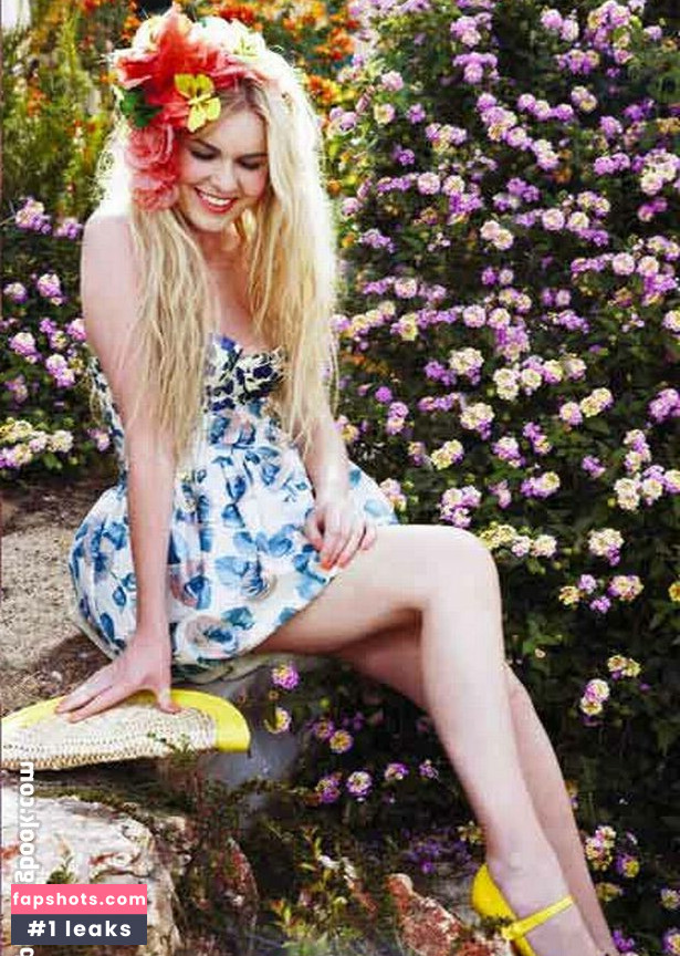 Zoe Salmon Nude Leaks OnlyFans Photos #7 - LeakJerk