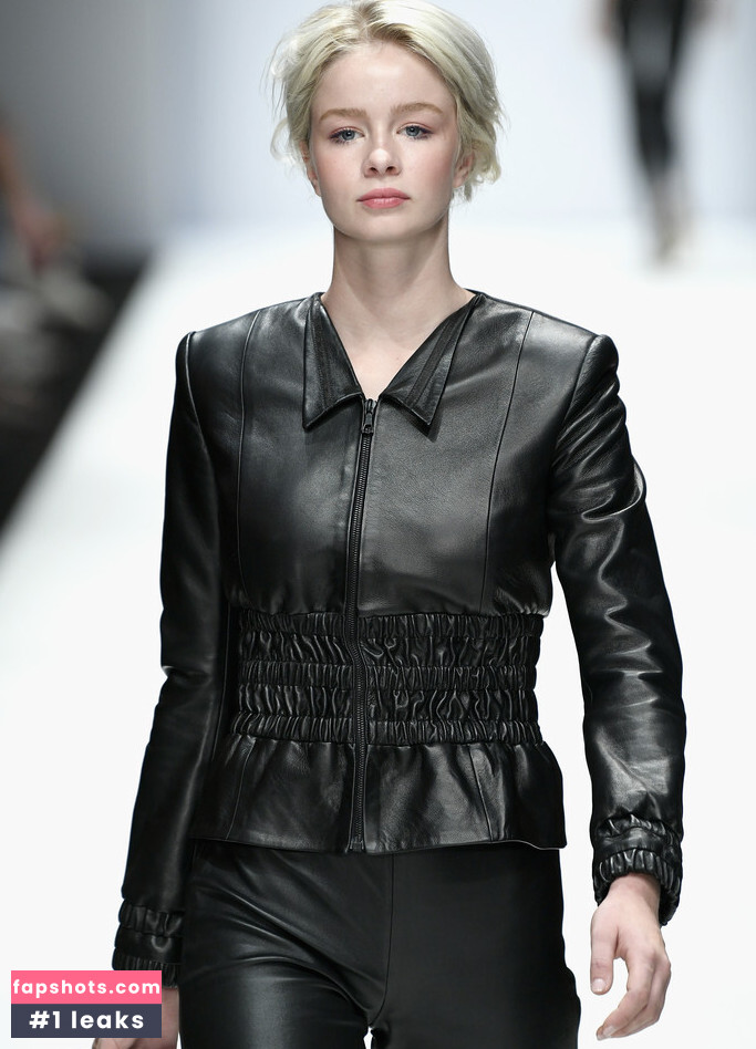 Zoe Salome Saip Nude Leaks OnlyFans Photos #6 - LeakJerk