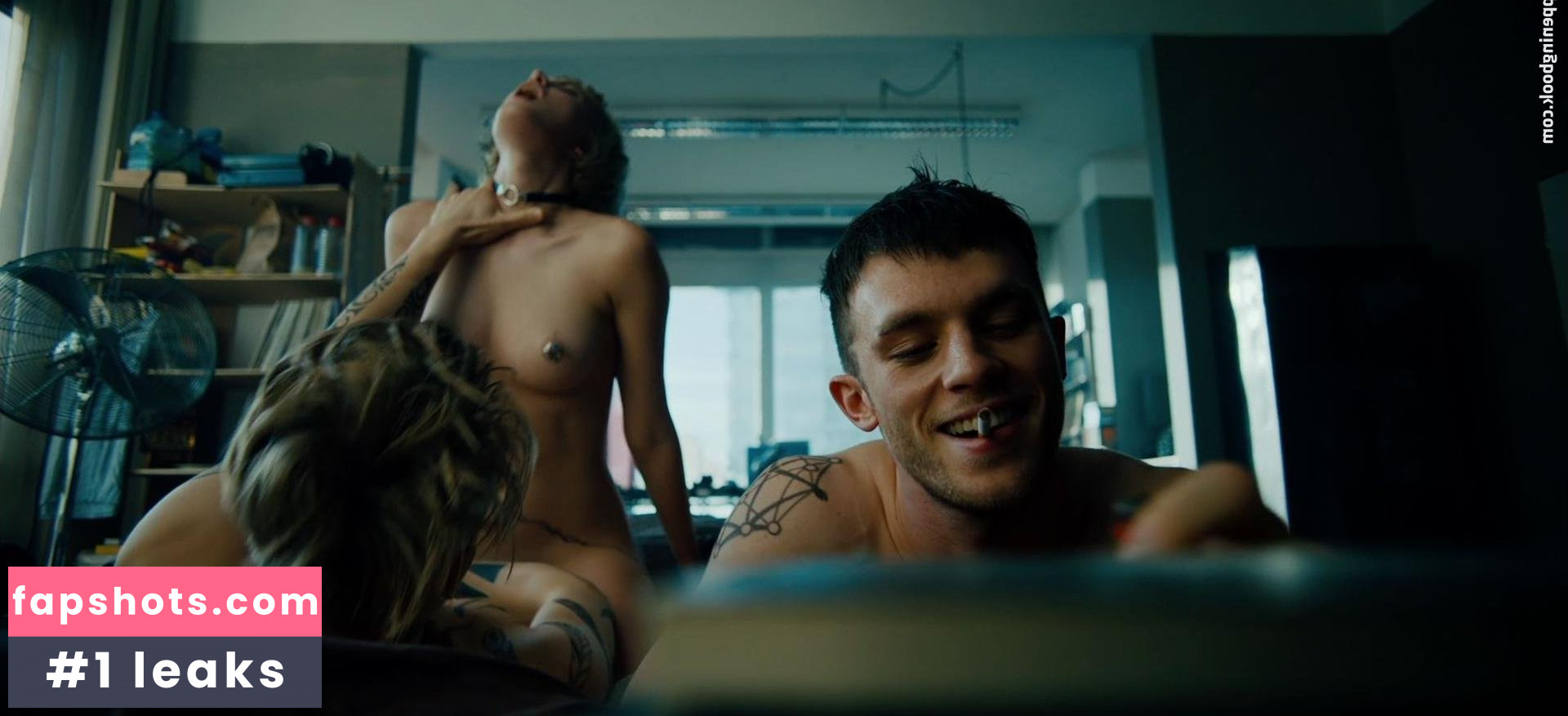 Zoe Steinbrenner gallery photo #13