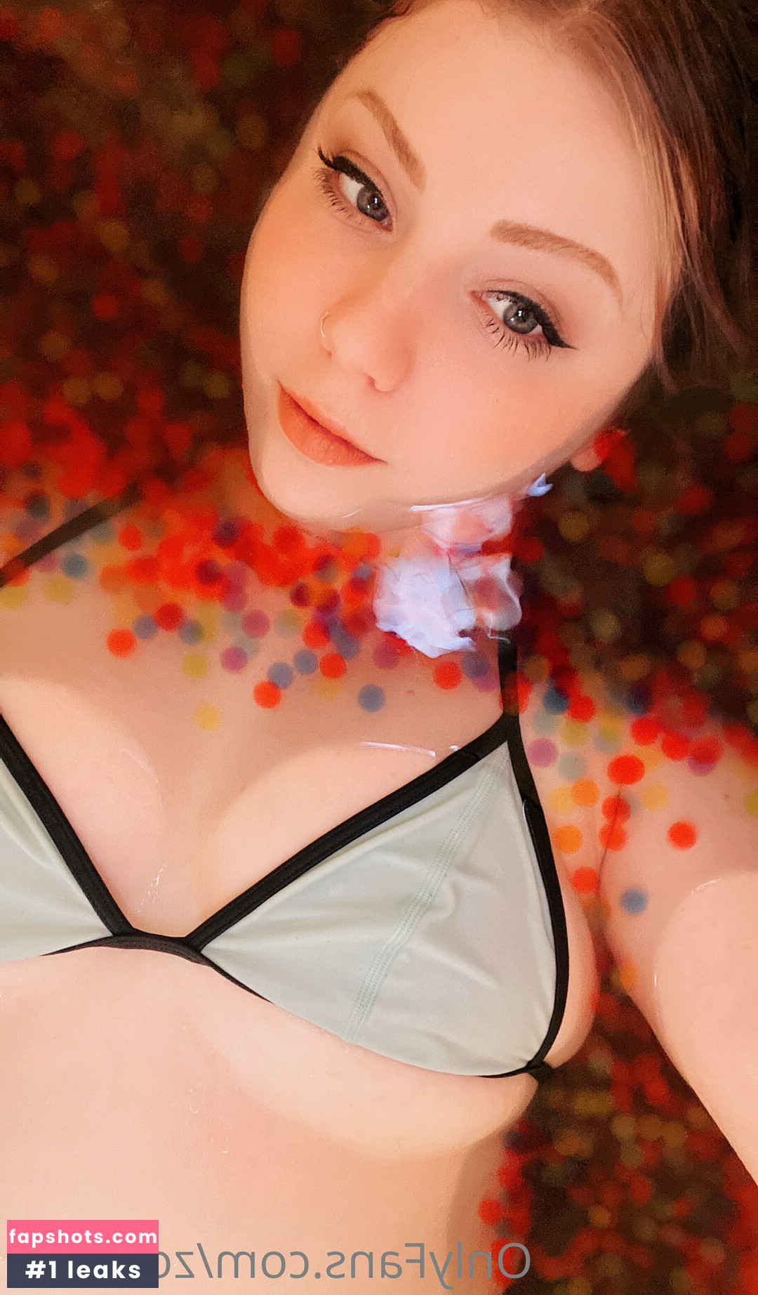 ZoeCatfu gallery photo #15