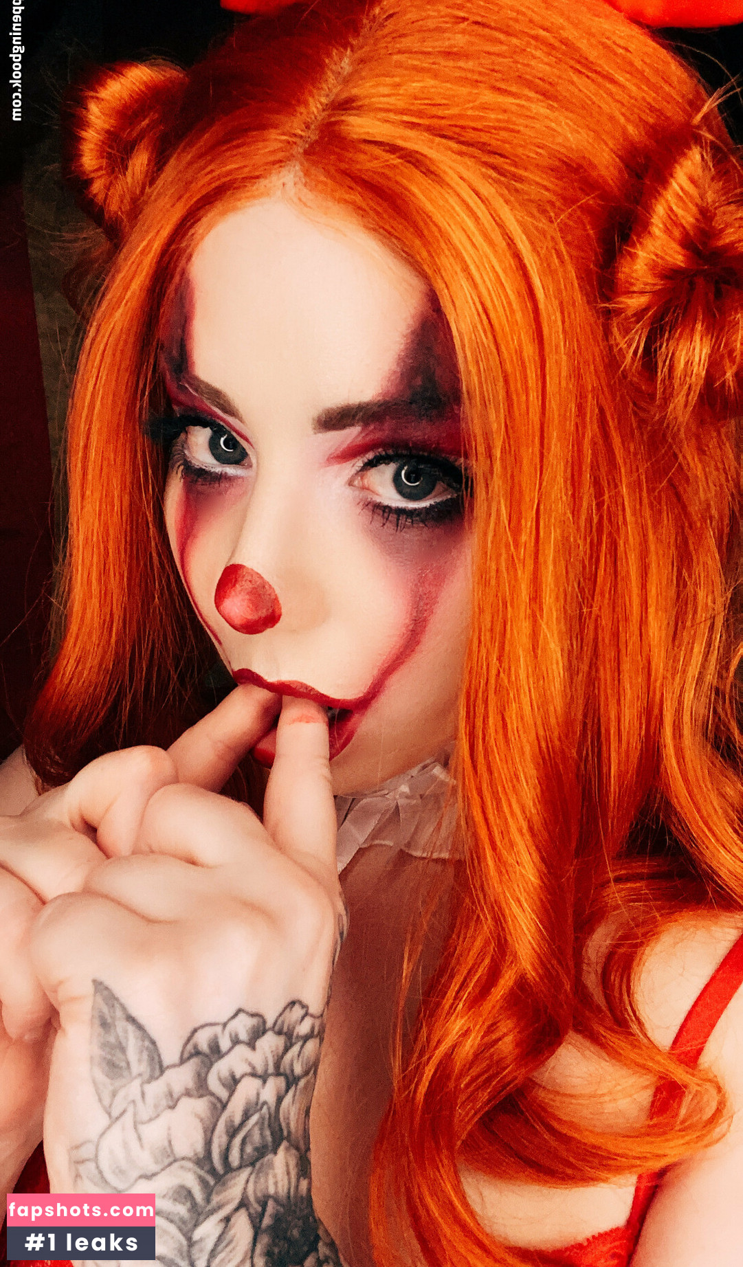 ZoeCatfu gallery photo #21