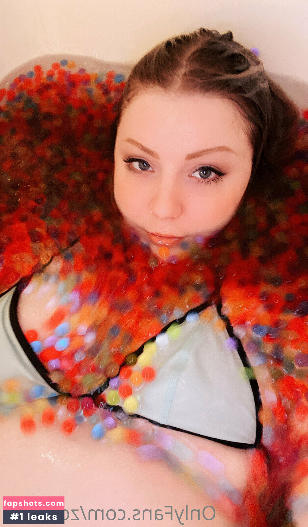 ZoeCatfu gallery photo #5