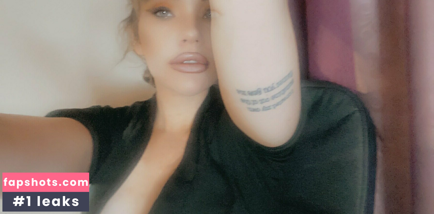 zoee12 gallery photo #13