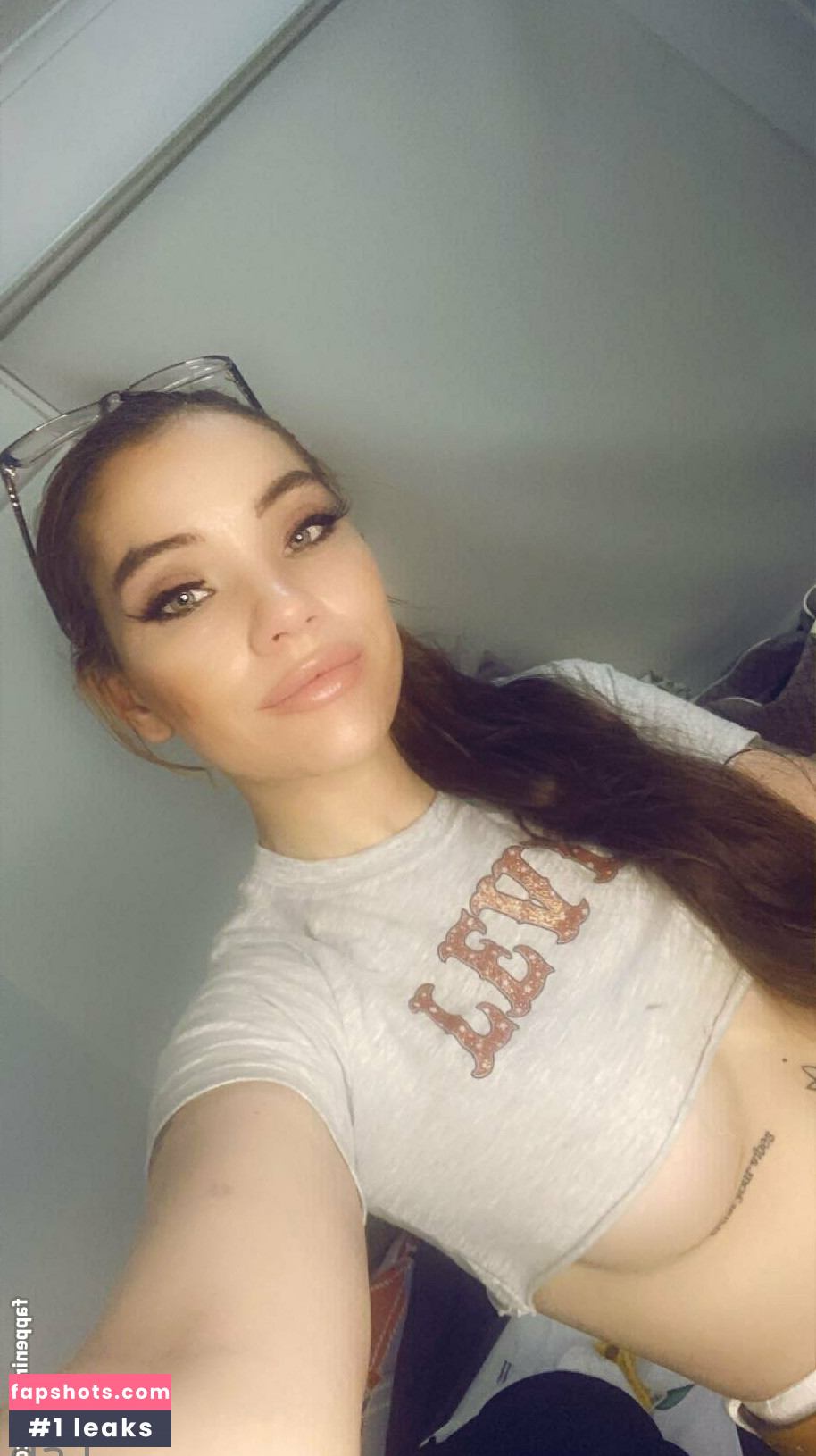 zoee12 gallery photo #24