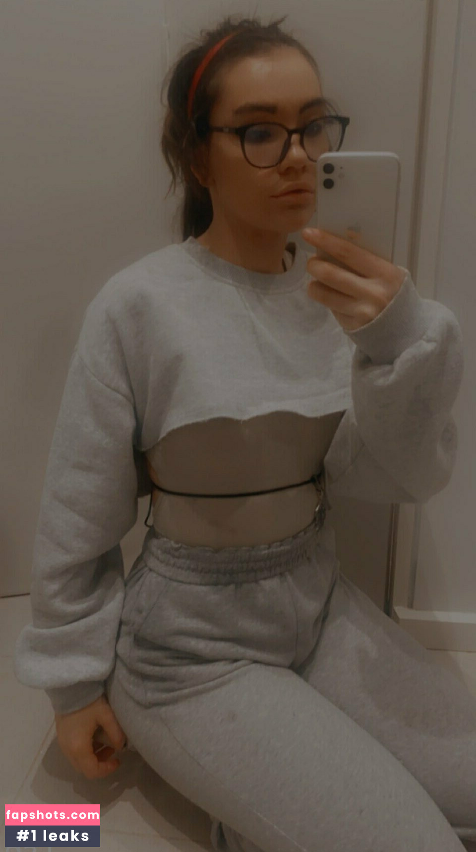 zoee12 gallery photo #31