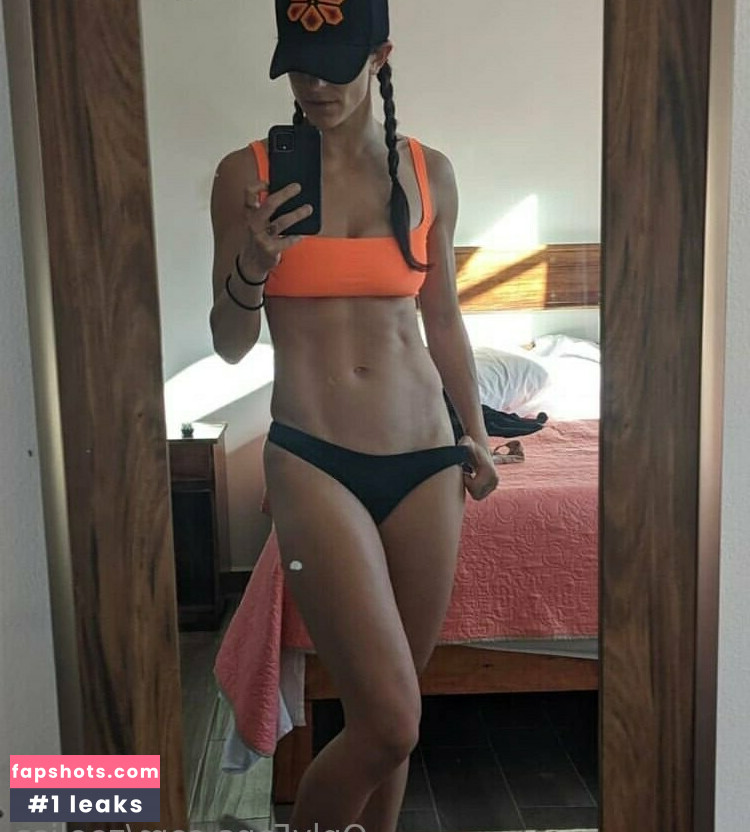 zoelisa nude babe gallery