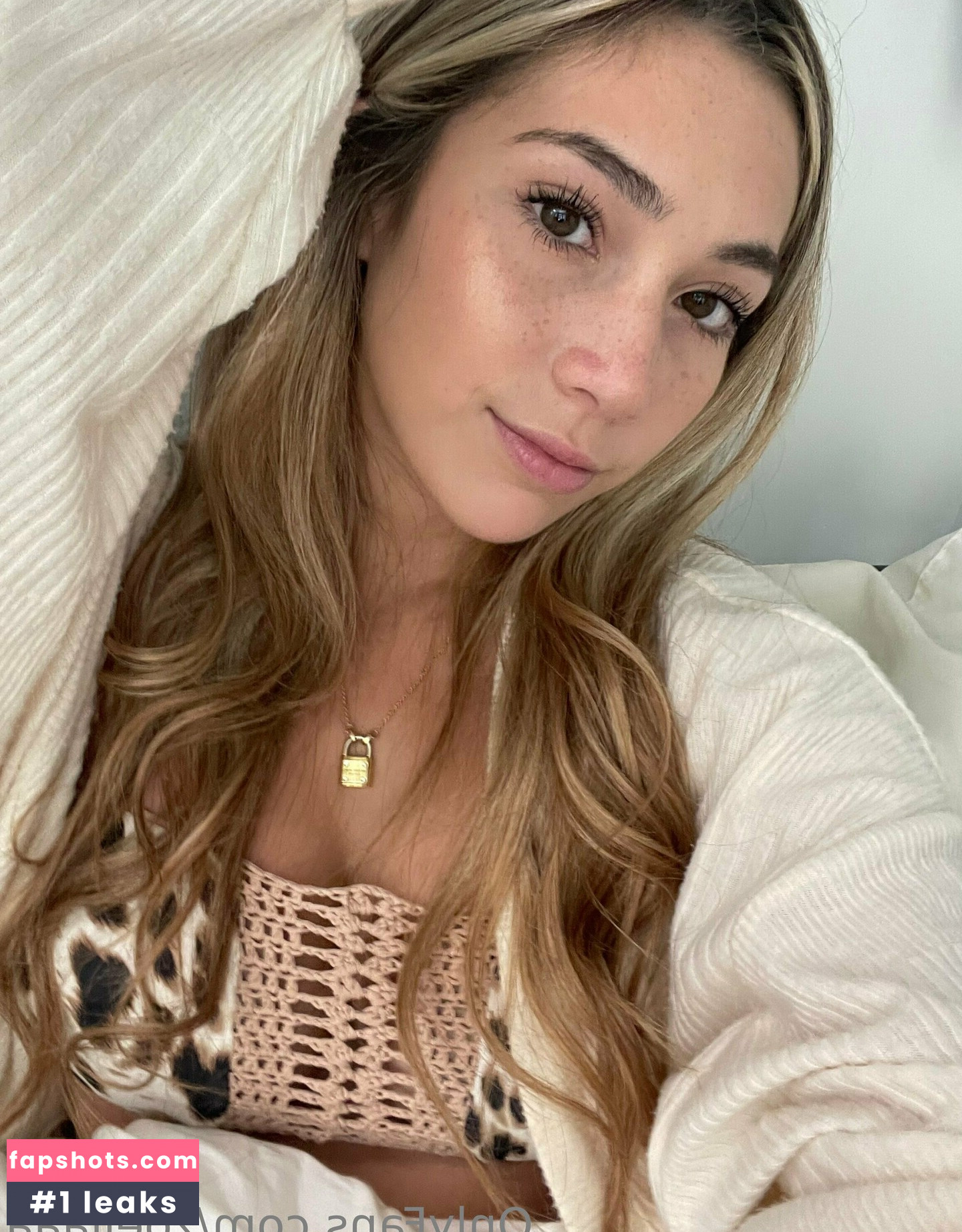 Zoellaaa Nude Leaks OnlyFans Photos #2 - LeakJerk