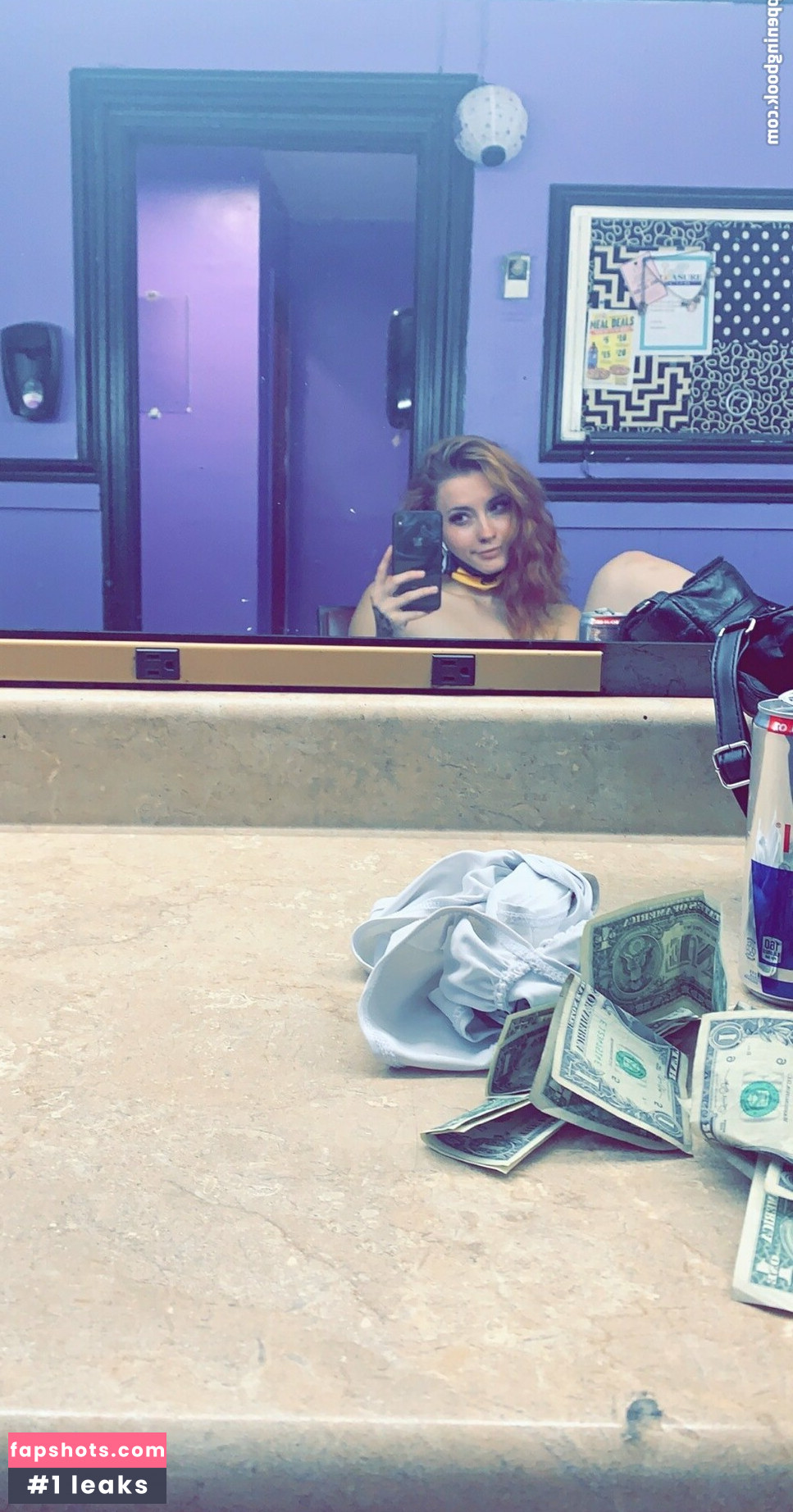 zoelovve-free gallery photo #21