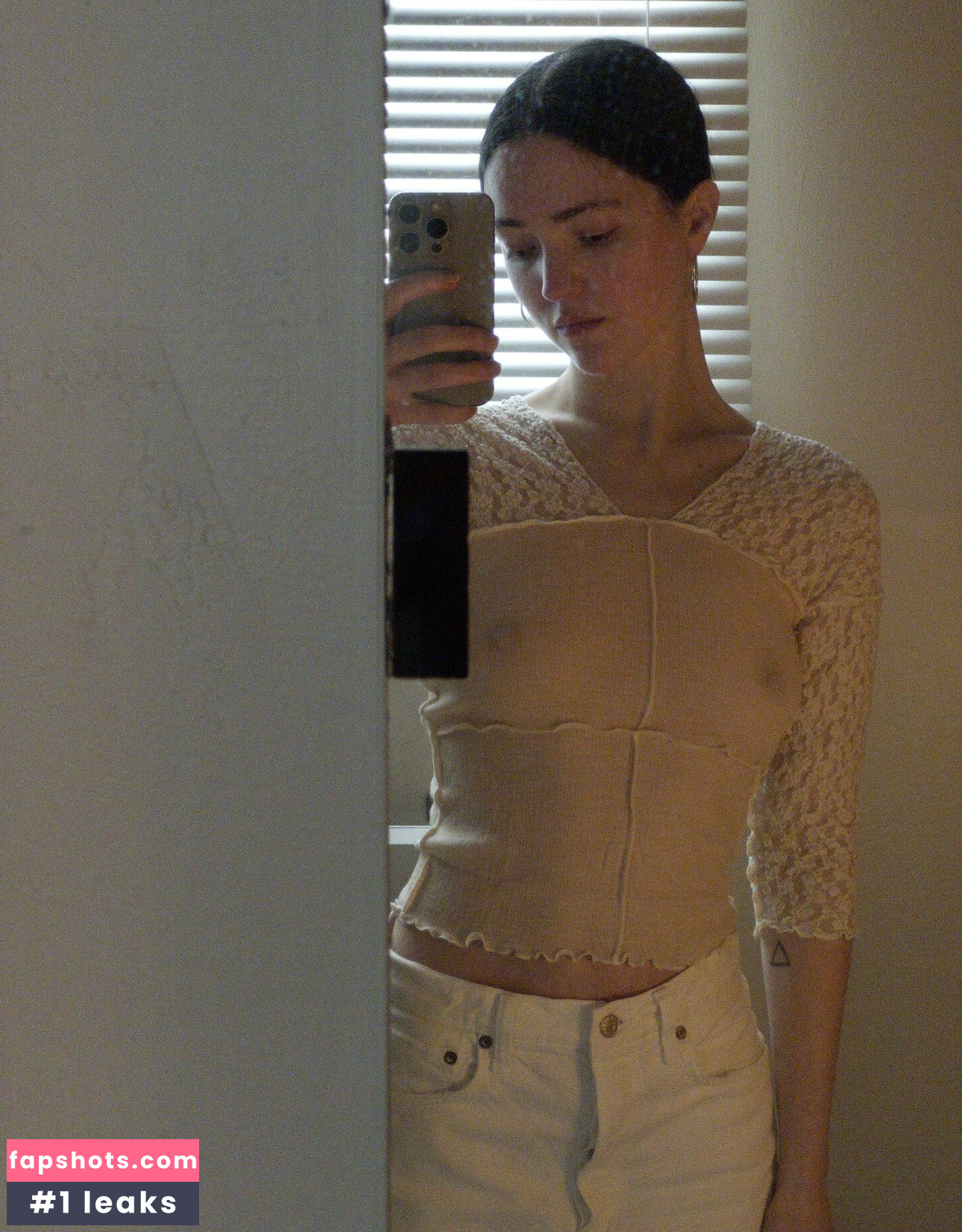 zoeplzshutup gallery photo #14