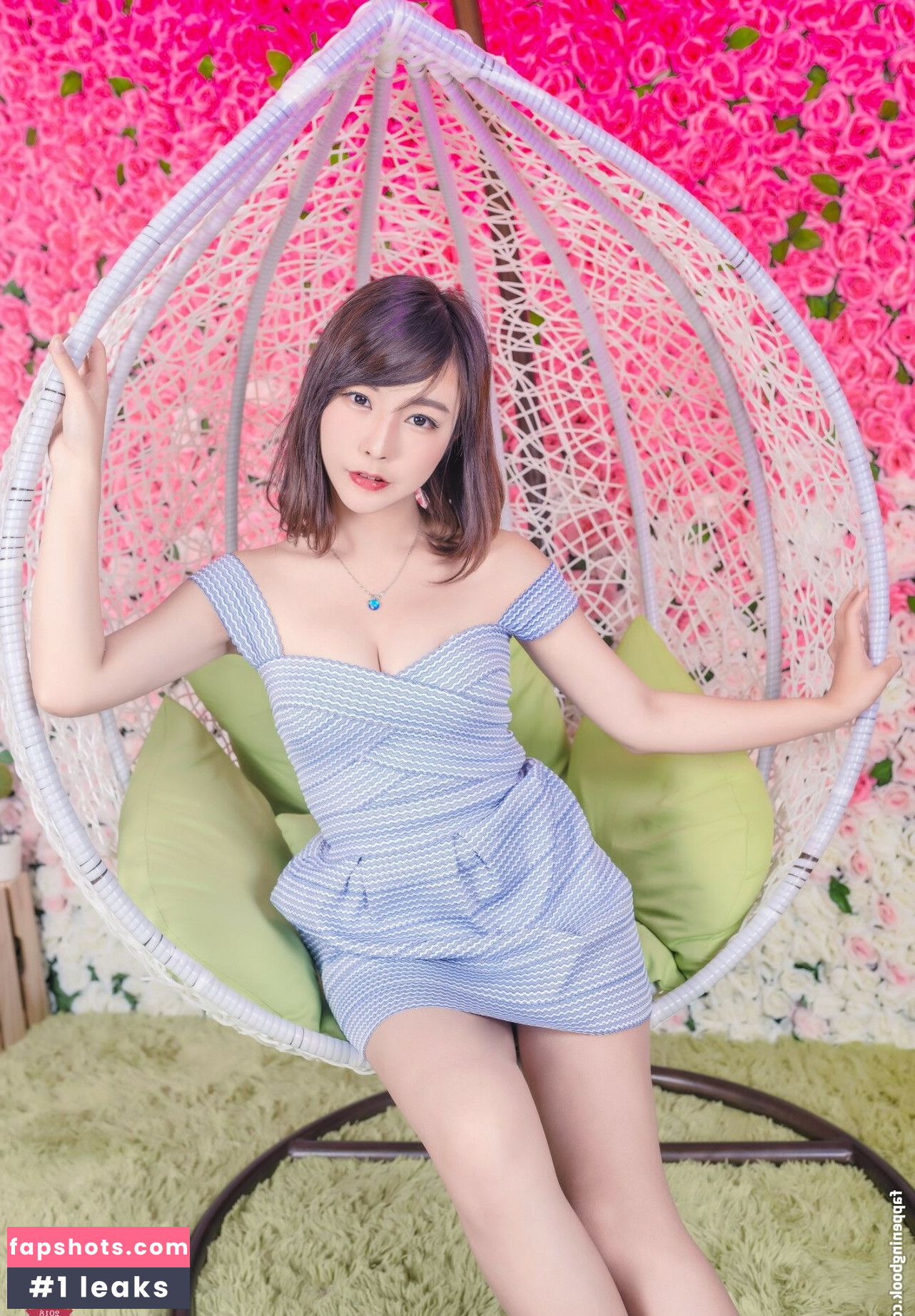 Zoeso gallery photo #128