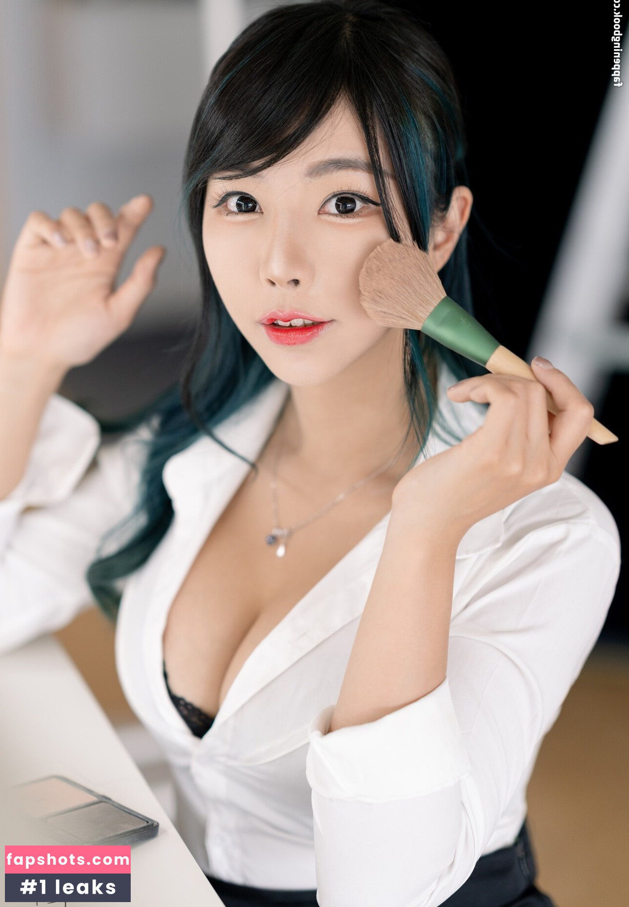 Zoeso gallery photo #140